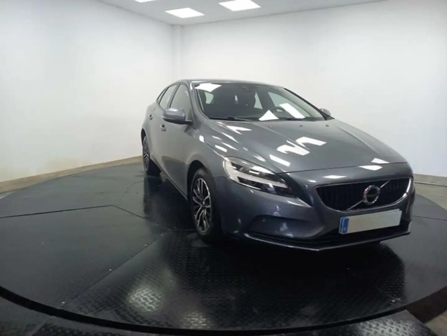 Volvo V40 2.0 D2 MOMENTUM GEARTRONIC AUT Gris - 2