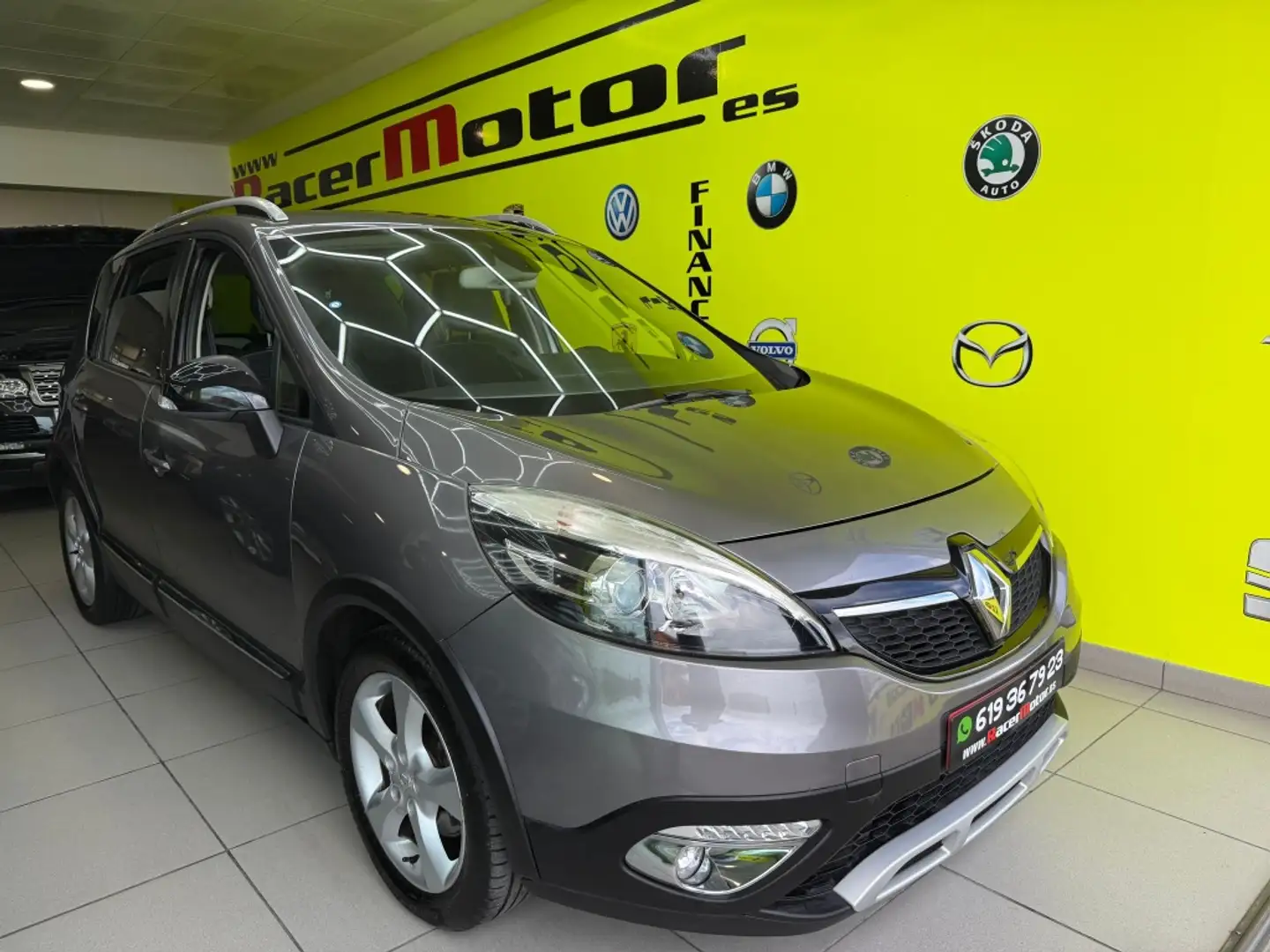 Renault Scenic XMOD 1.5dCi Energy Bose Gris - 1