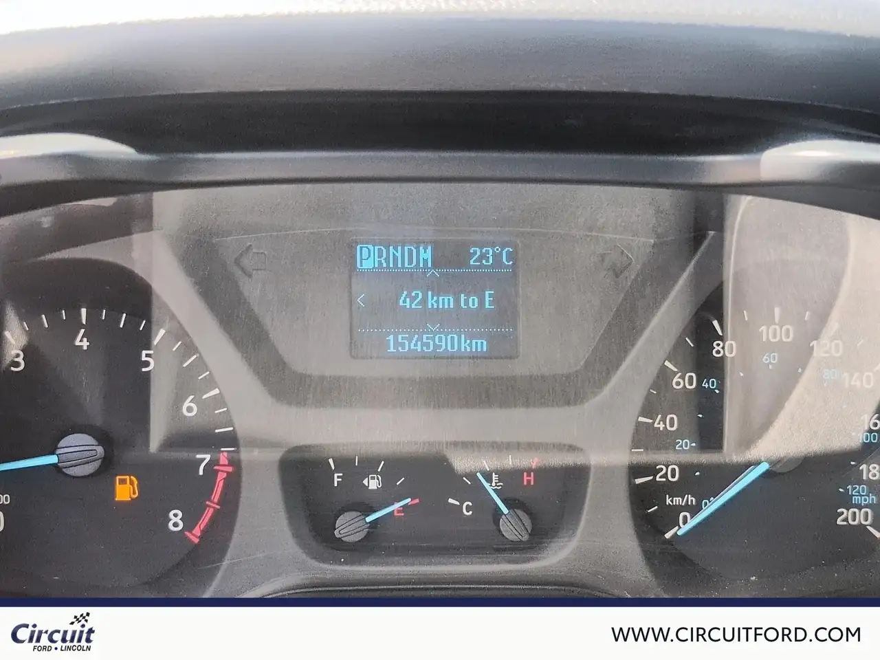 Ford Transit снимка Ford Transit