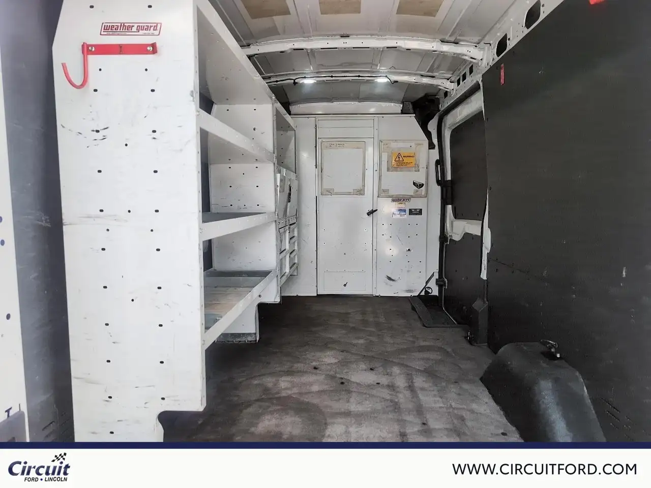 Ford Transit снимка Ford Transit