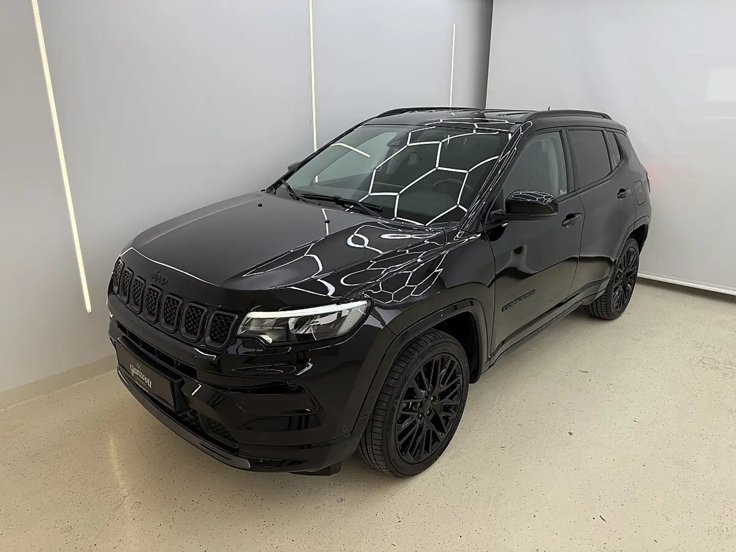 Jeep Compass 1.3PHEV S 4xe *Allrad*Vollleder*ACC*Kamera Schwarz - 2