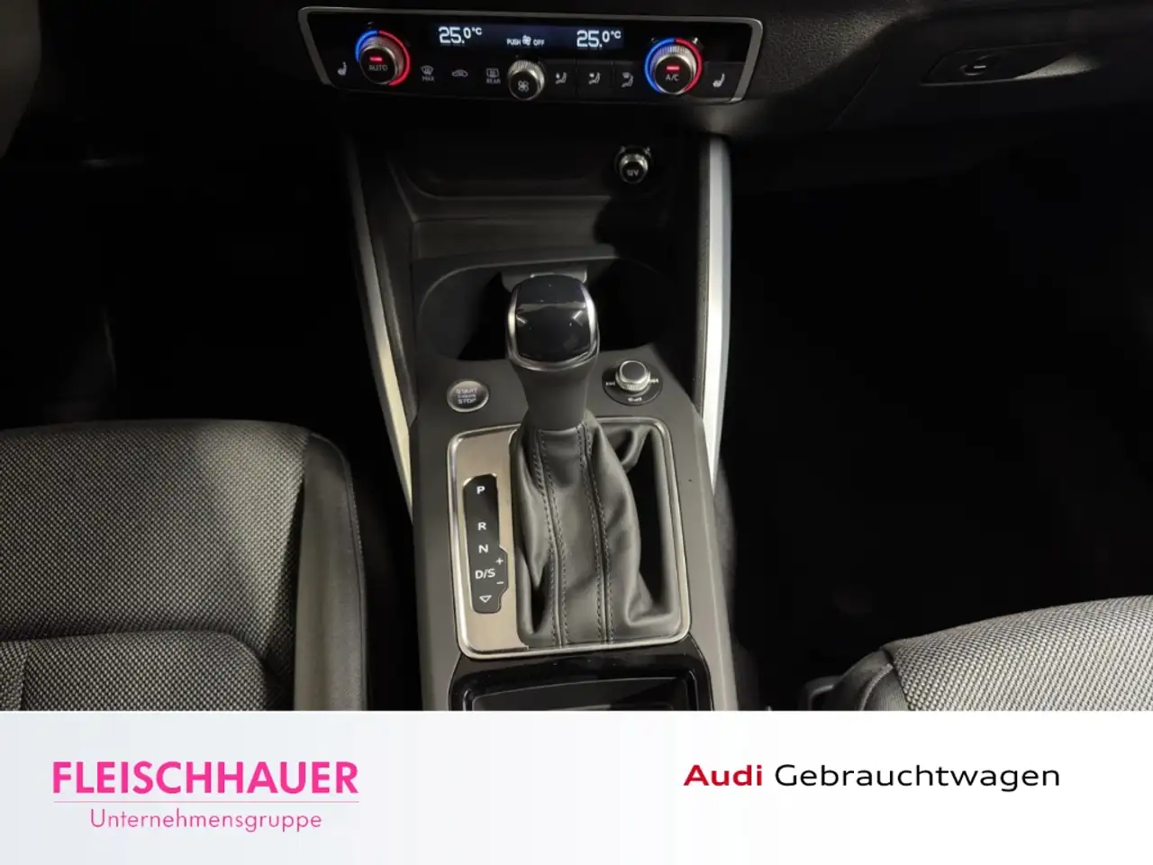 Audi Q2 35 TFSI S line PANO RFK MATRIX SONOS CARPLAY 14