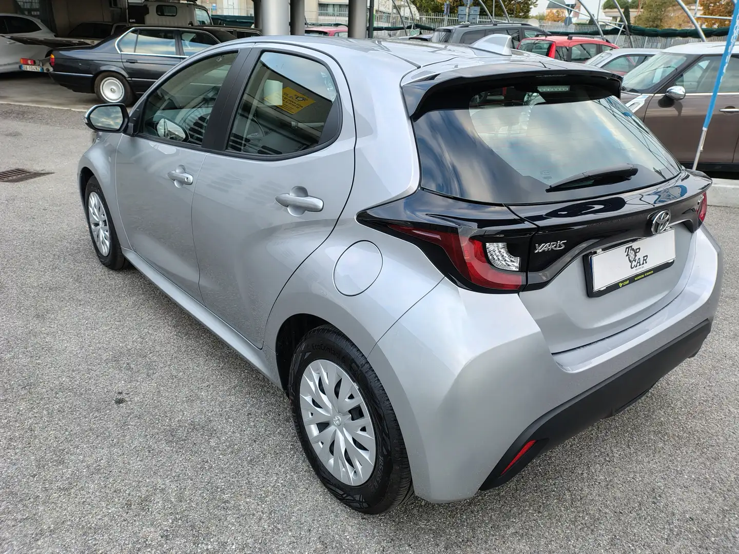 Toyota Yaris Yaris 1.5h Active BUSINESS PACK Argento - 2