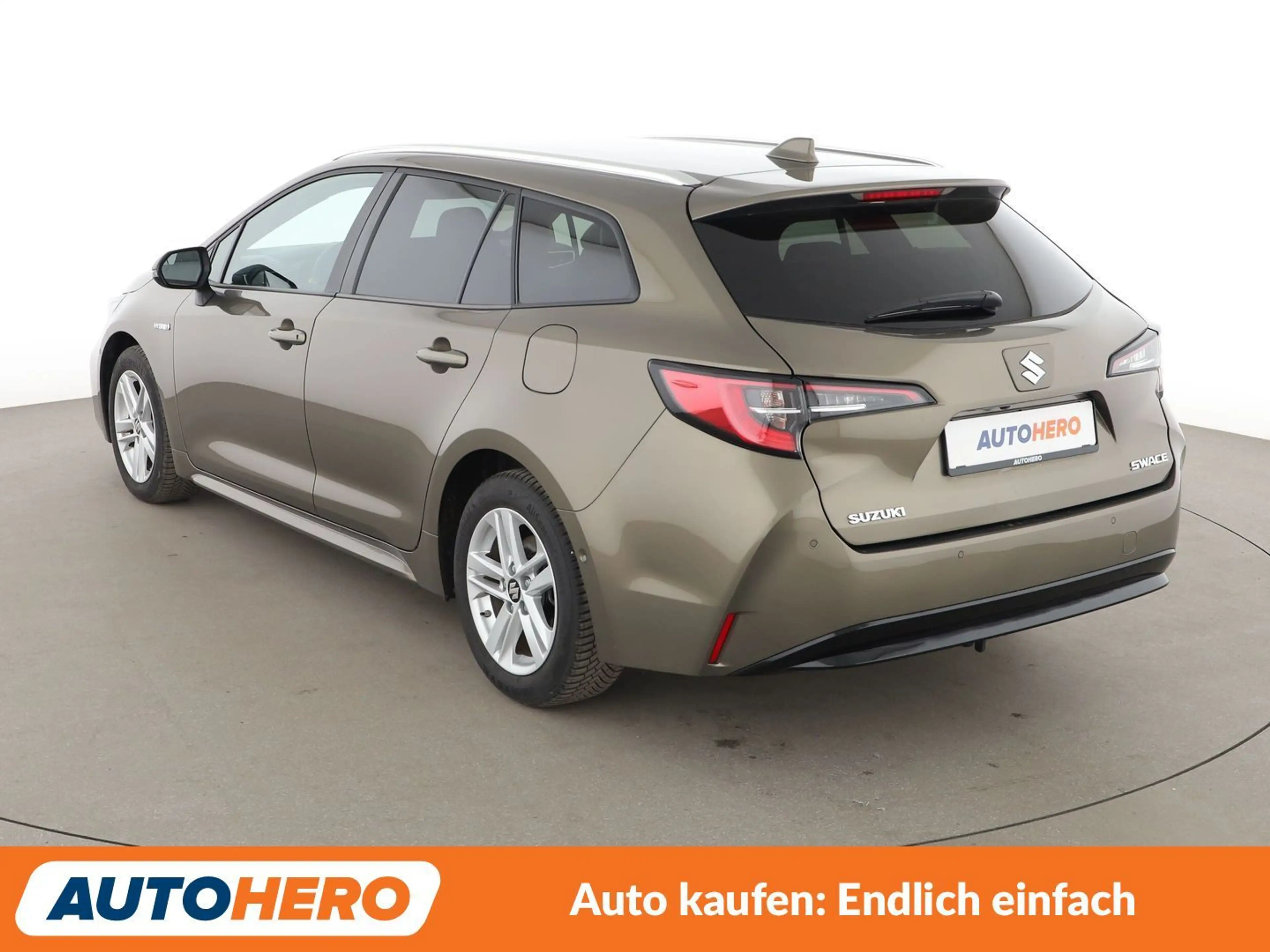Suzuki Swace 1.8 Hybrid Comfort+ Aut.*ACC*CAM*PDC*SHZ*AHK*ALU* — photo 4