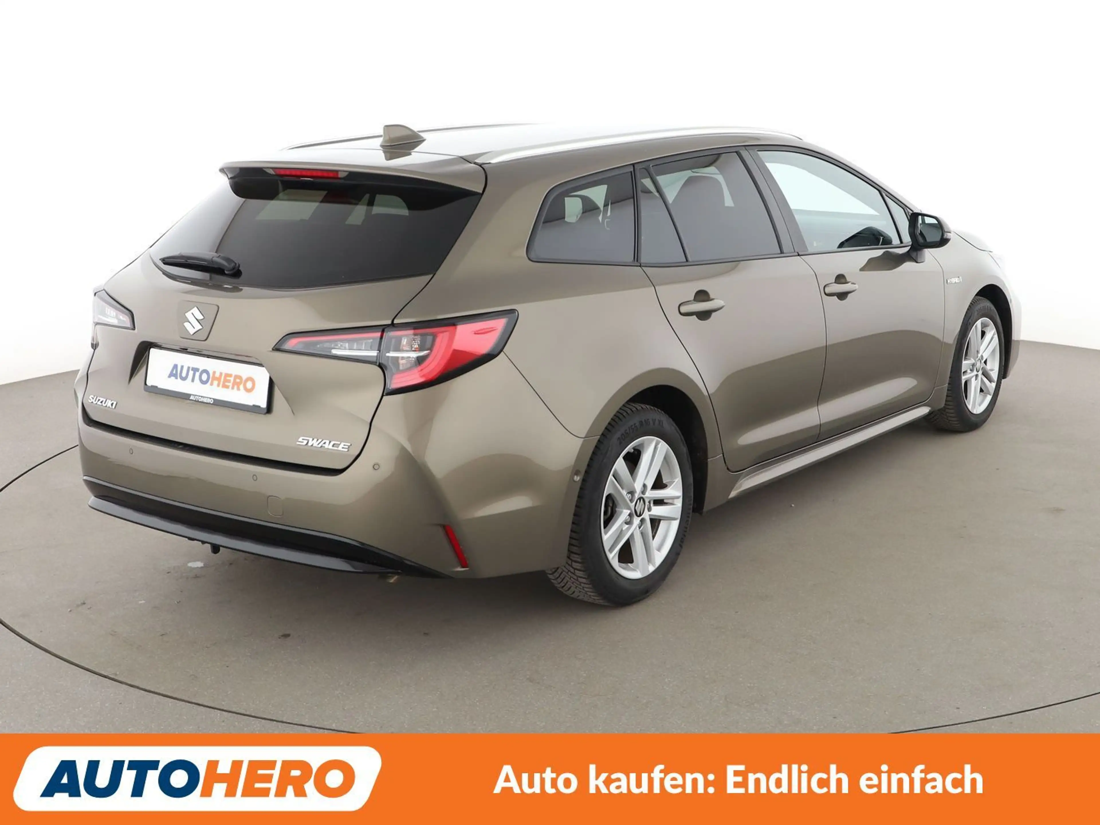 Suzuki Swace 1.8 Hybrid Comfort+ Aut.*ACC*CAM*PDC*SHZ*AHK*ALU* — photo 6