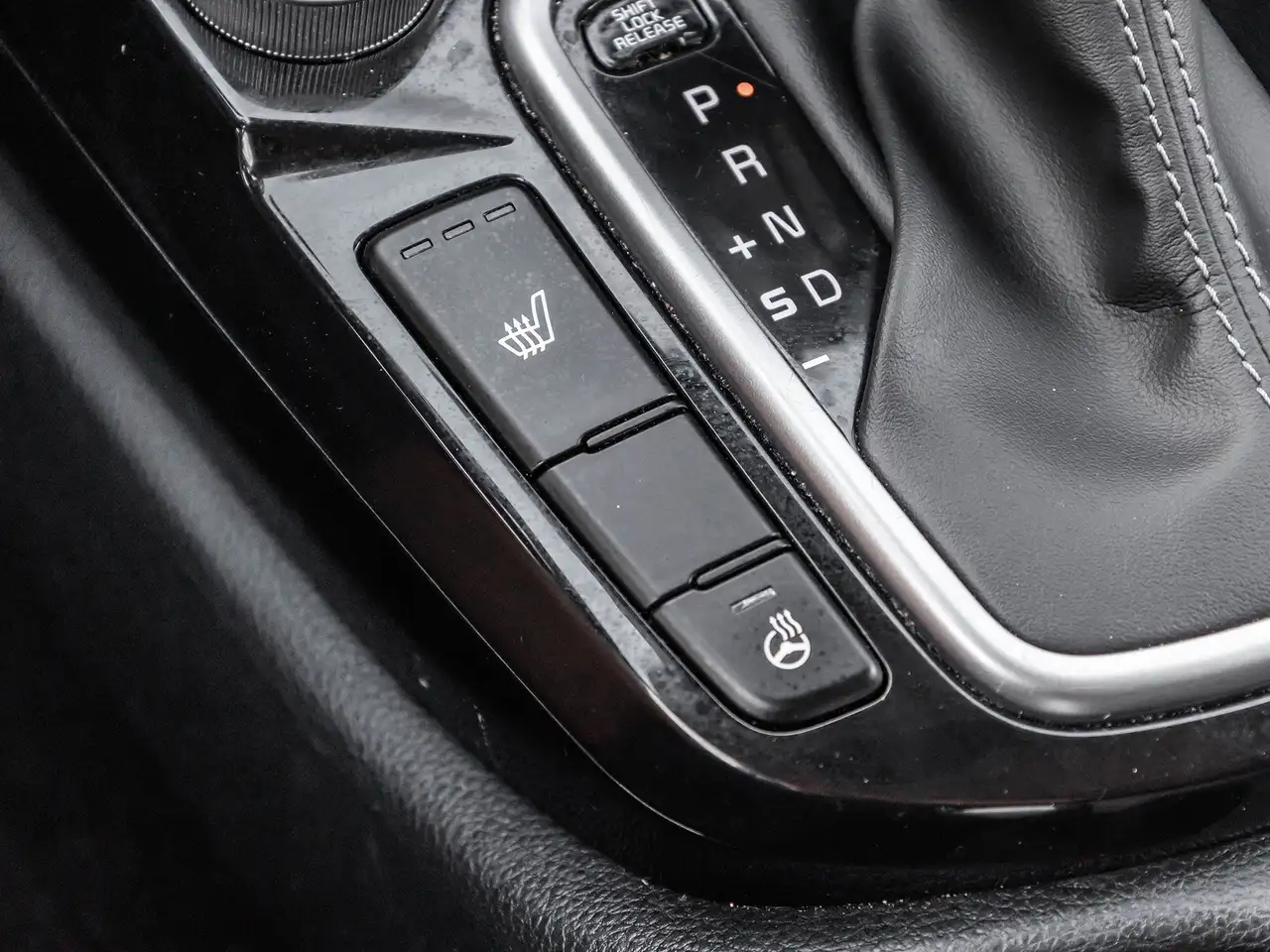 Kia Seltos снимка Kia Seltos