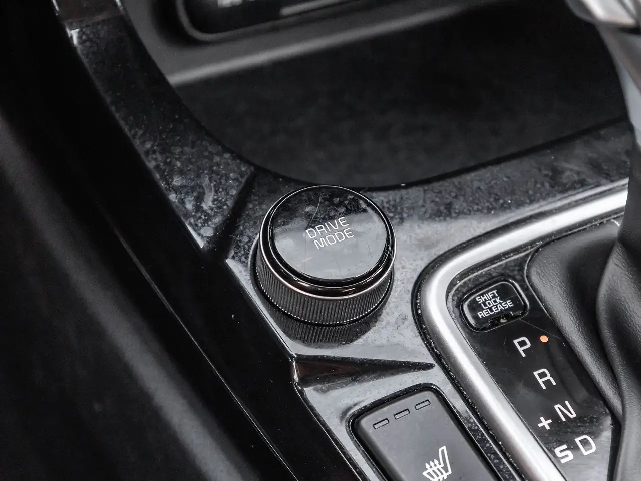 Kia Seltos снимка Kia Seltos
