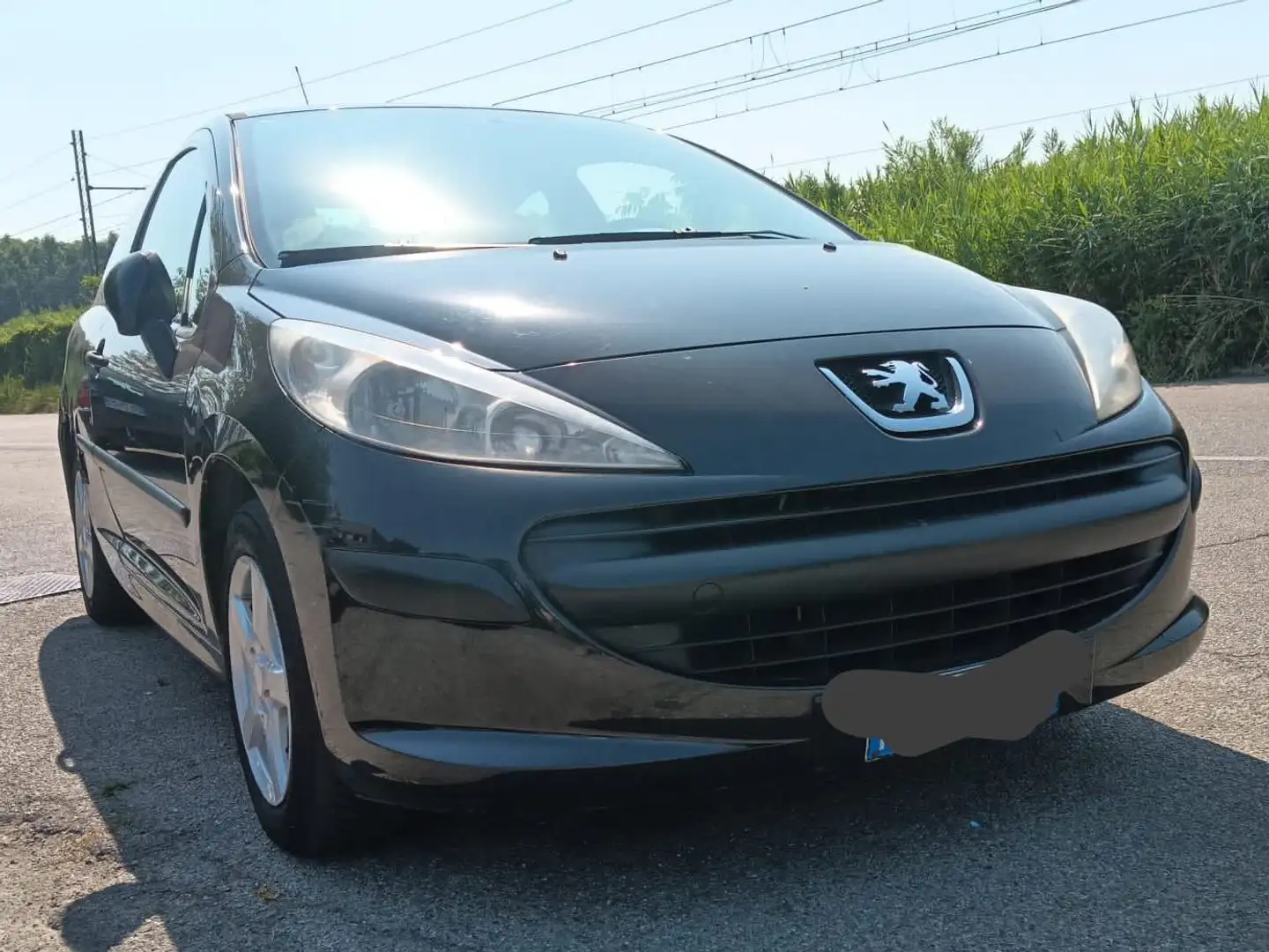 Peugeot 207 1.4i no 16v 90 XS 3p Negro - 2