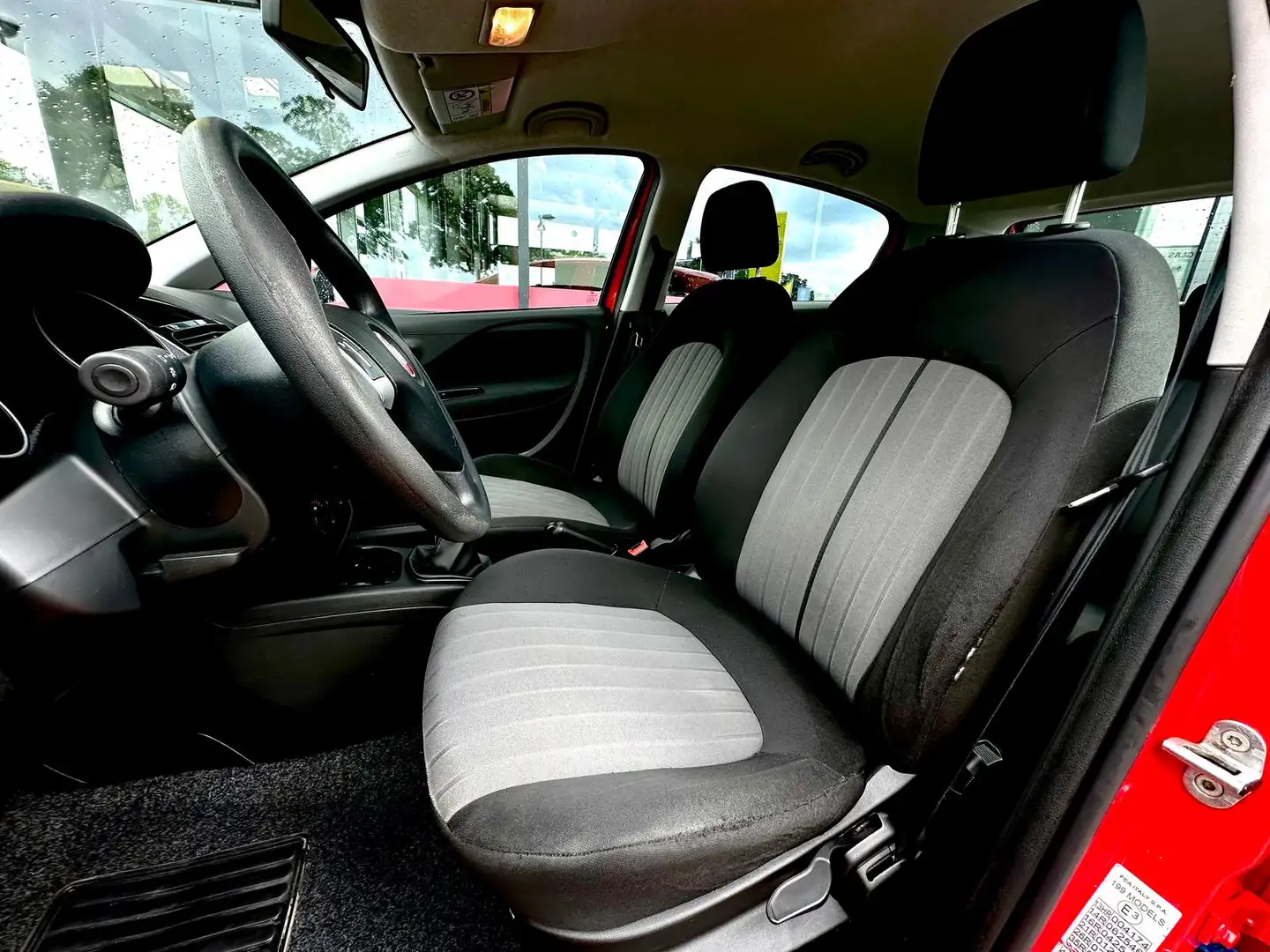 Fiat Punto 1.2 Basis KLIMA GARANTIE! - 2