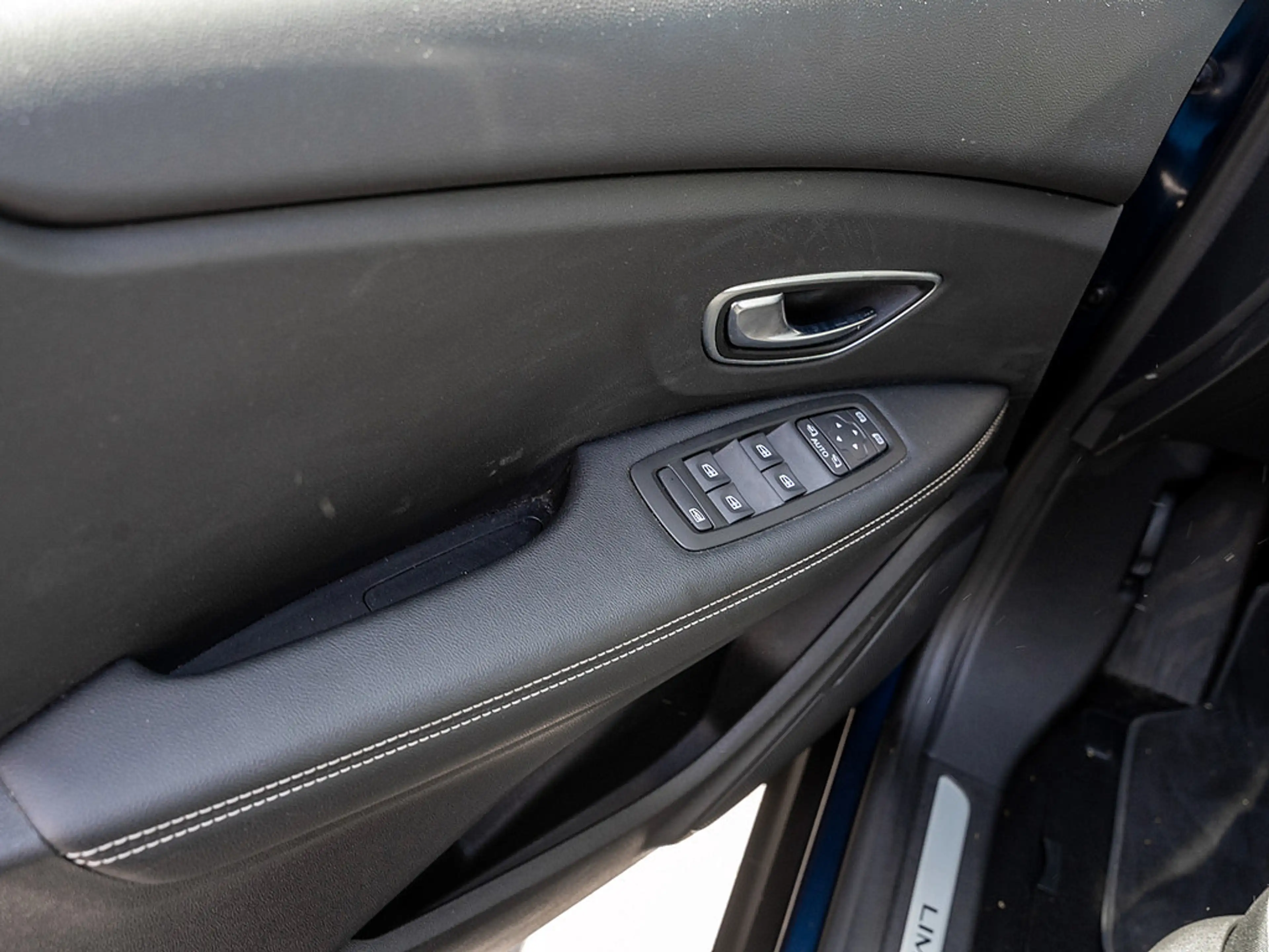 Renault Scenic Grand Limited KAM SHZ PDC KEYLESS NAVI — photo 14