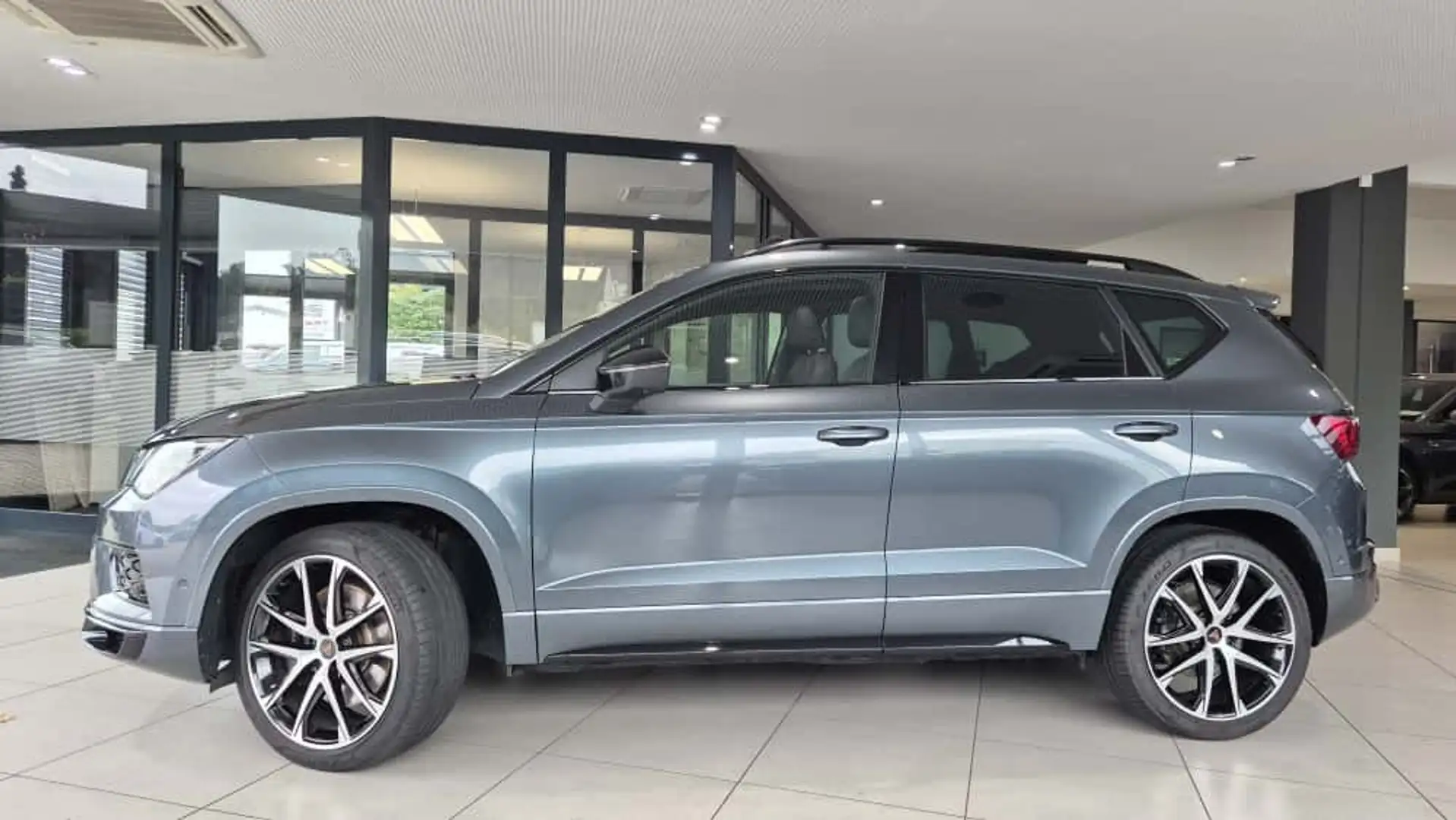 CUPRA Ateca 2.0TSI 4D DSG *Pano*ACC*Navi* Grau - 2