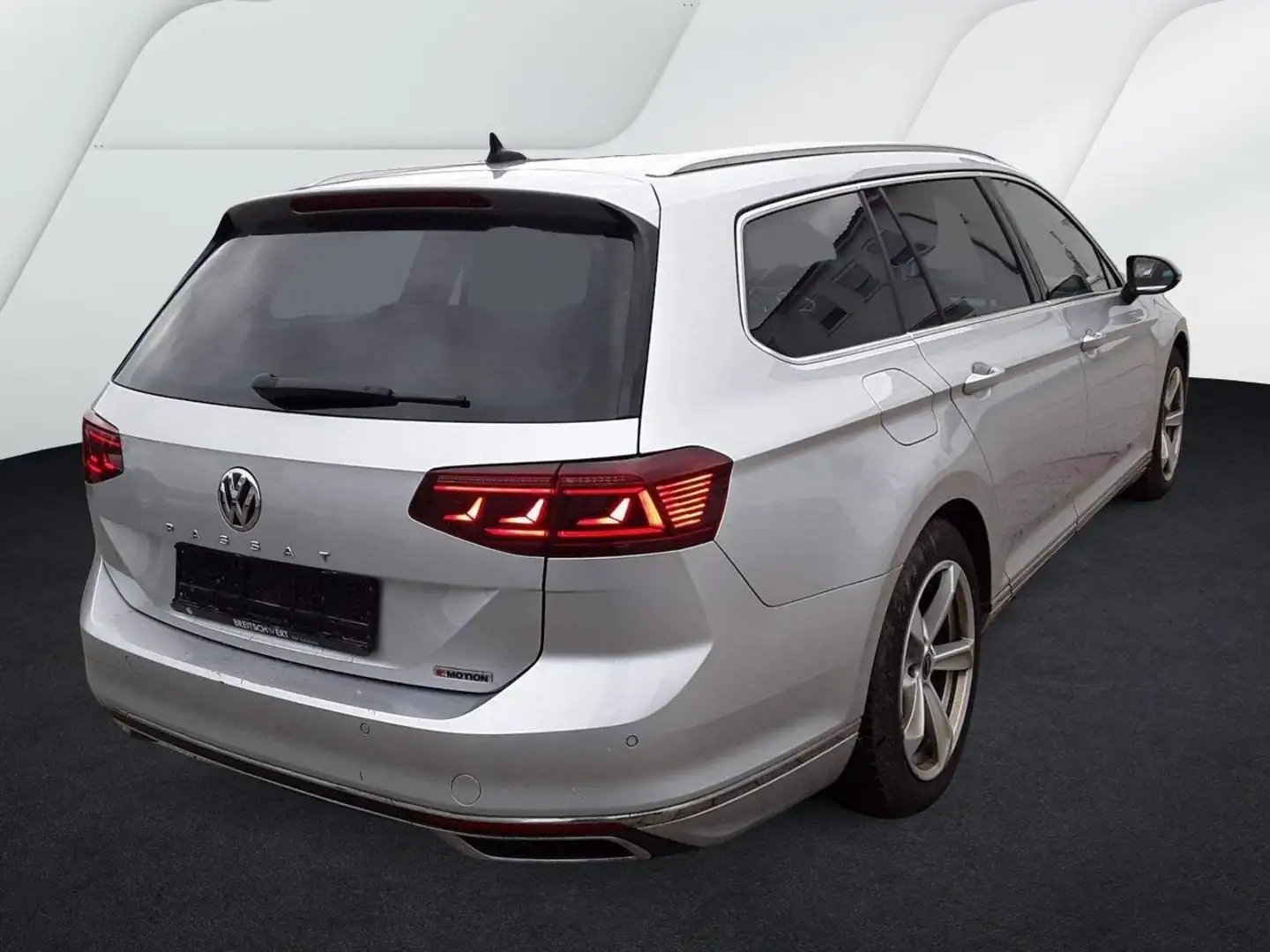 Volkswagen Passat Variant Elegance 4Motion2.0TDI DSG Matrix Silber - 2