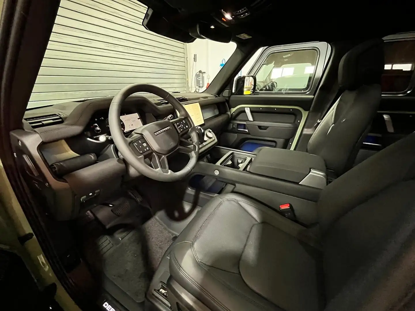 Land Rover Defender 110 75 Jahre Limited Edition Vert - 2