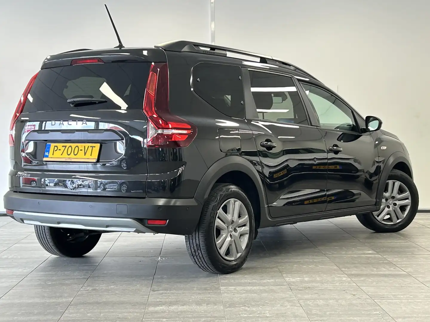 Dacia Jogger 1.0 TCe 110 Comfort 7-persoons | Carplay| DAB+ | C Noir - 2
