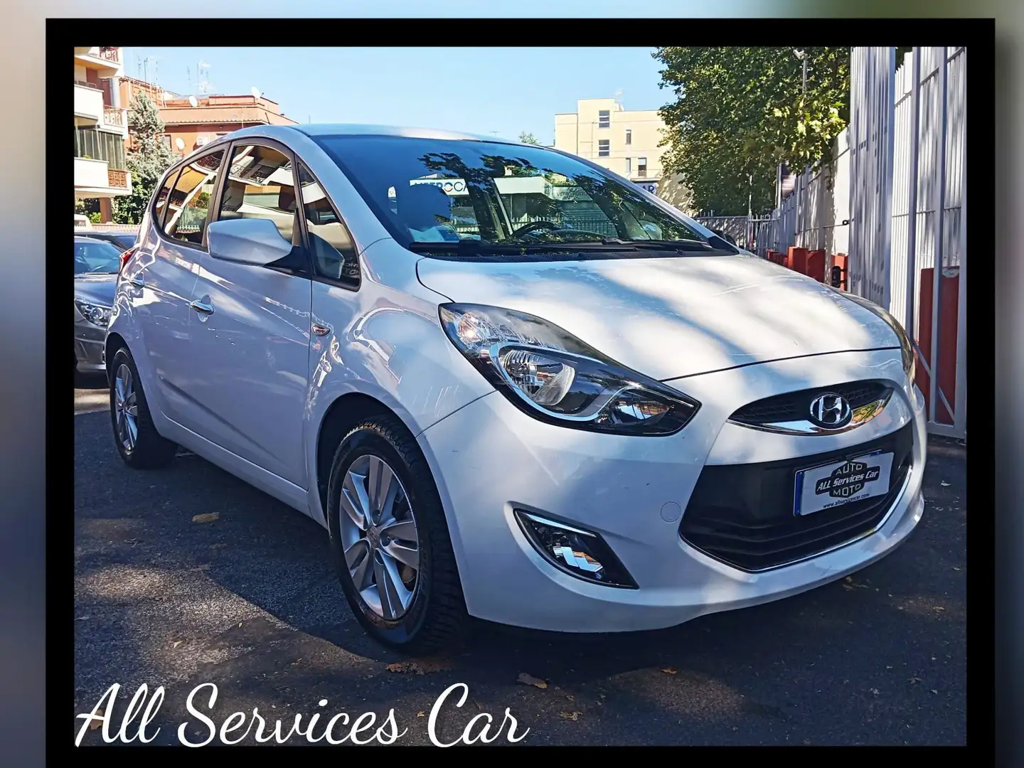 Hyundai iX20 1.4 Comfort 90cv Blanc - 1