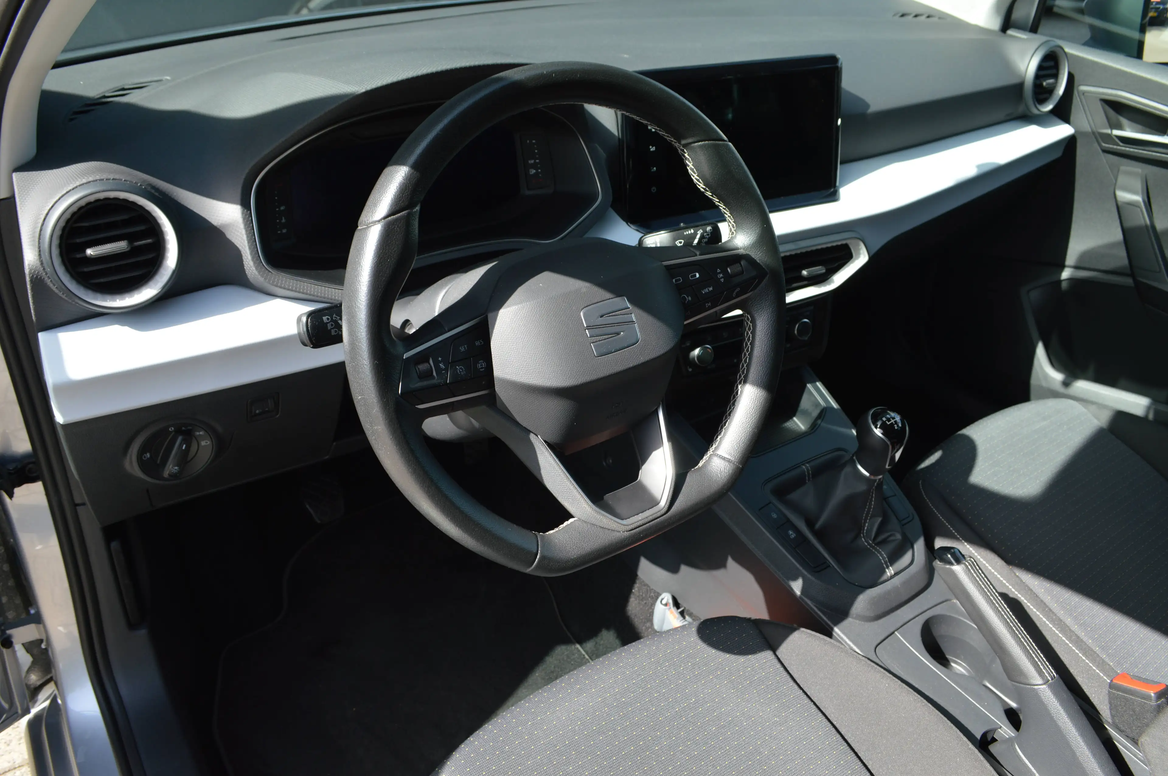 SEAT Ibiza 1.0 EcoTSI Style Business Intense — photo 3