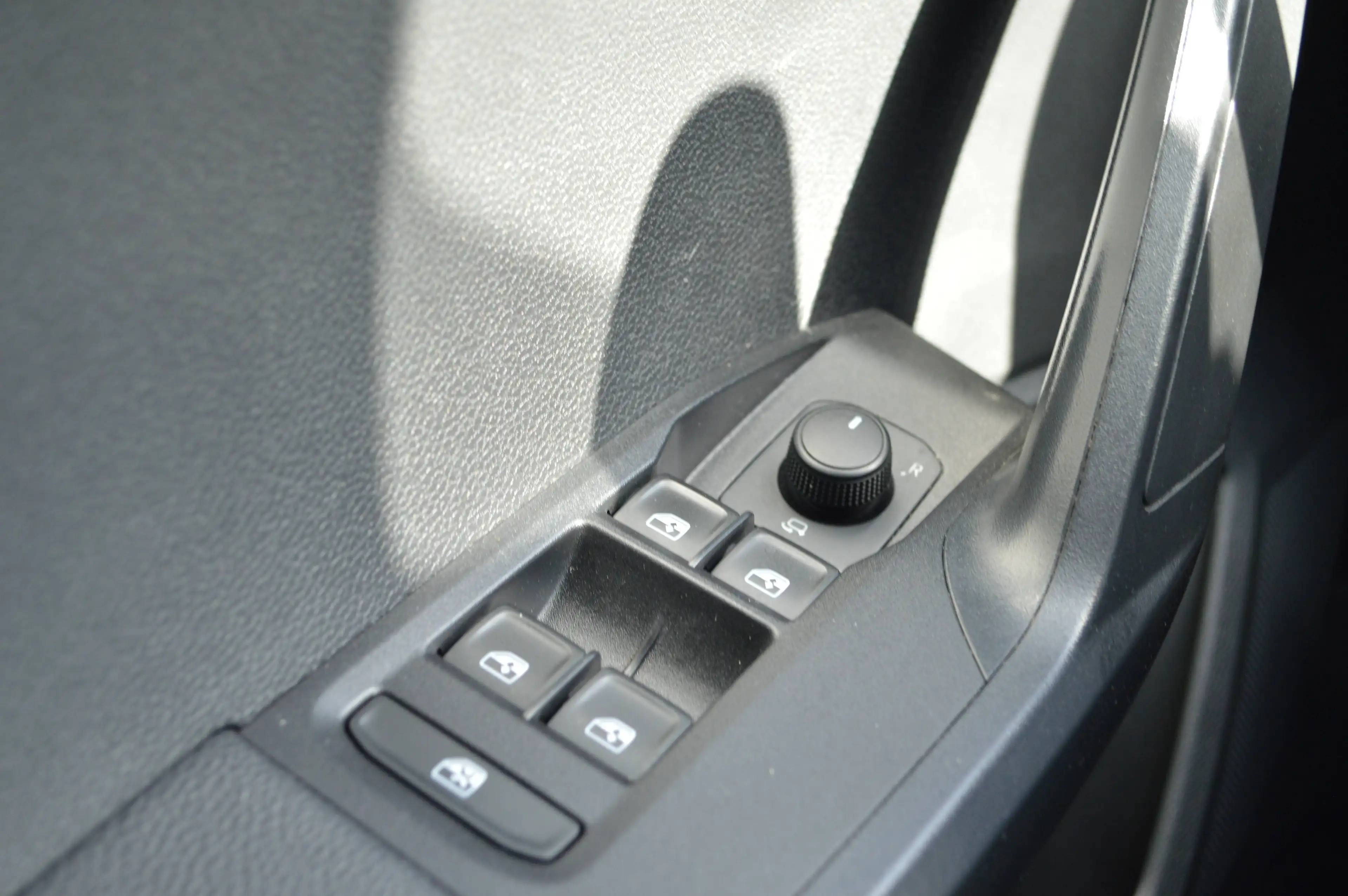 SEAT Ibiza 1.0 EcoTSI Style Business Intense — photo 10