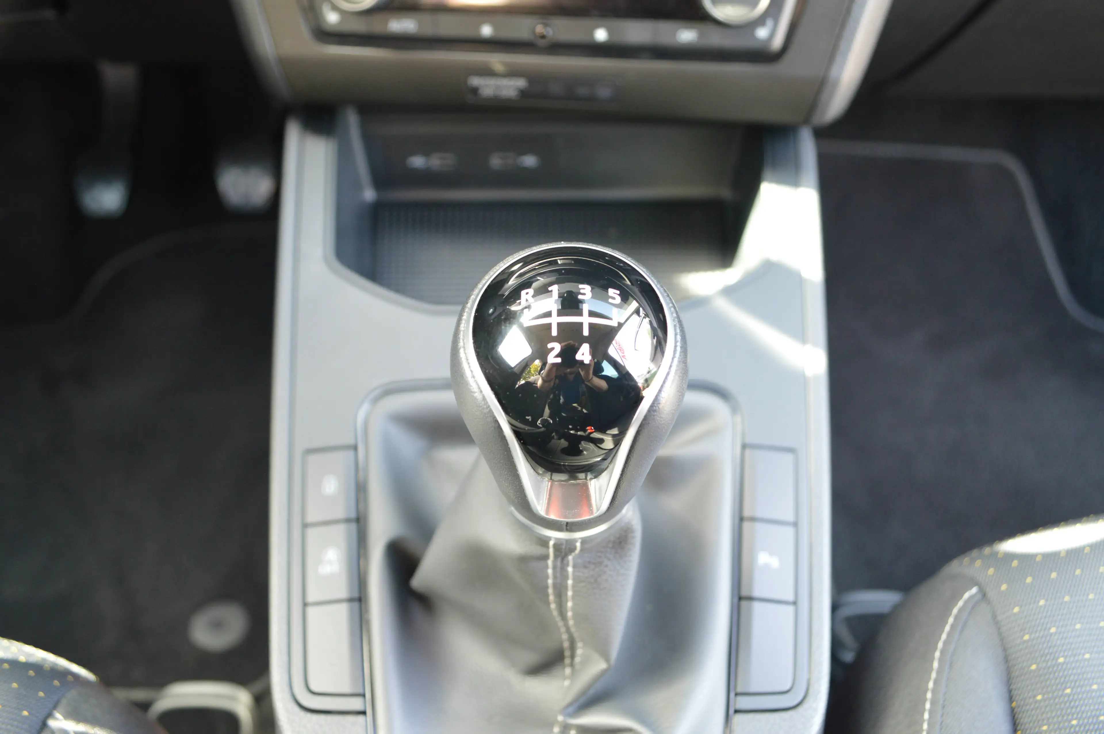 SEAT Ibiza 1.0 EcoTSI Style Business Intense — photo 15