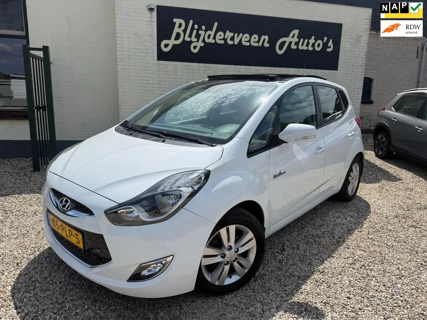 Hyundai iX20 1.4i i-Catcher 55.000KM Camera | Leer | Navi | Pan Wit - 1