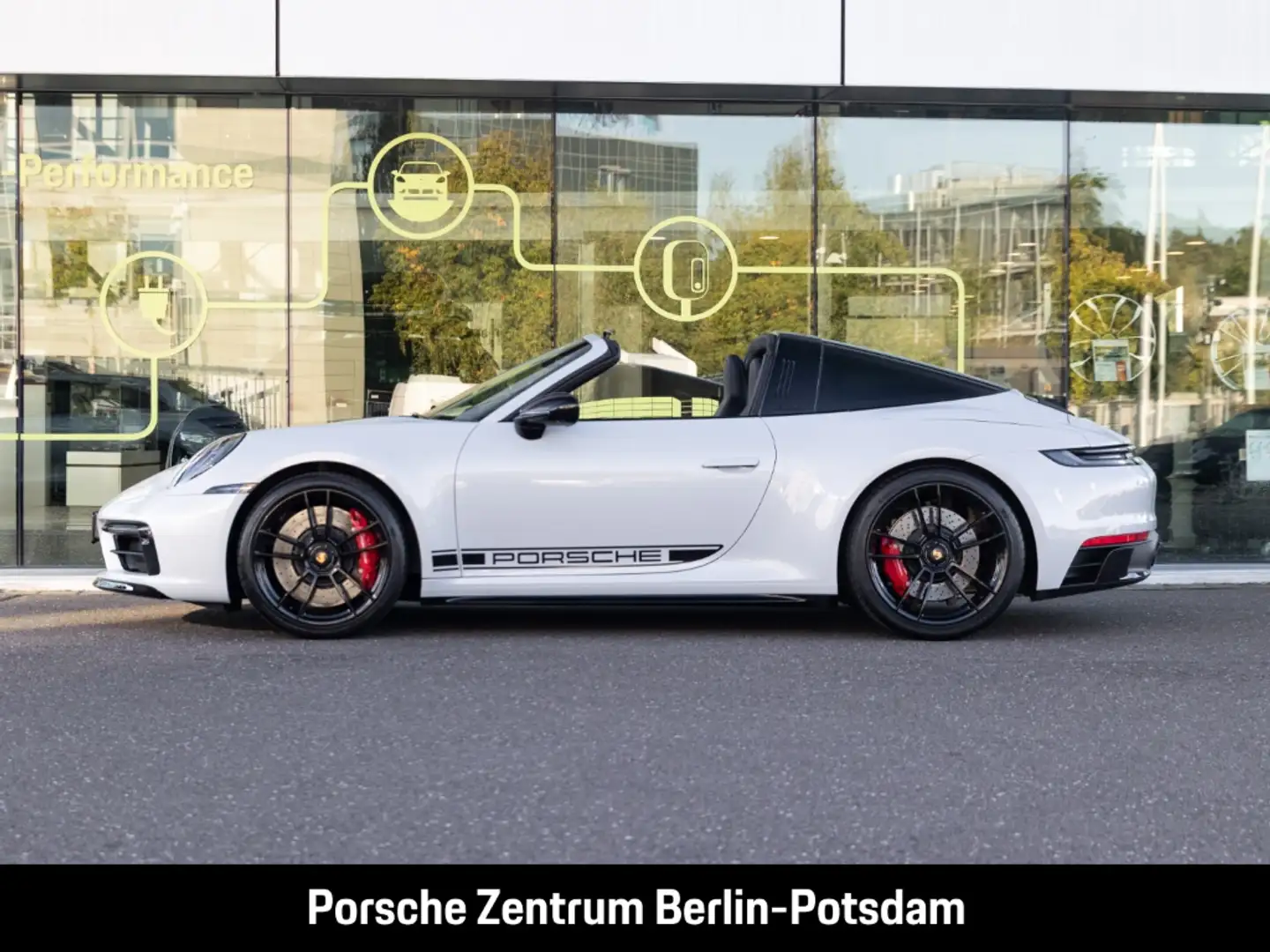 Porsche 992 911 Targa 4 GTS Burmester Sportabgas LED-Matrix Grau - 2