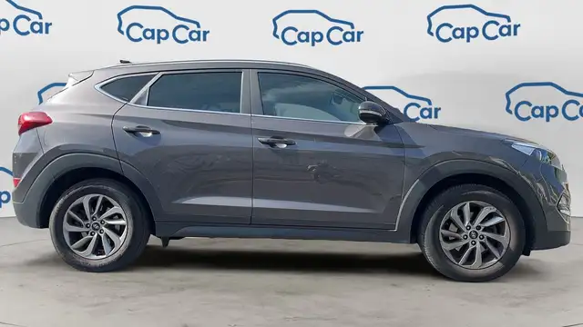 Hyundai Tucson view 4