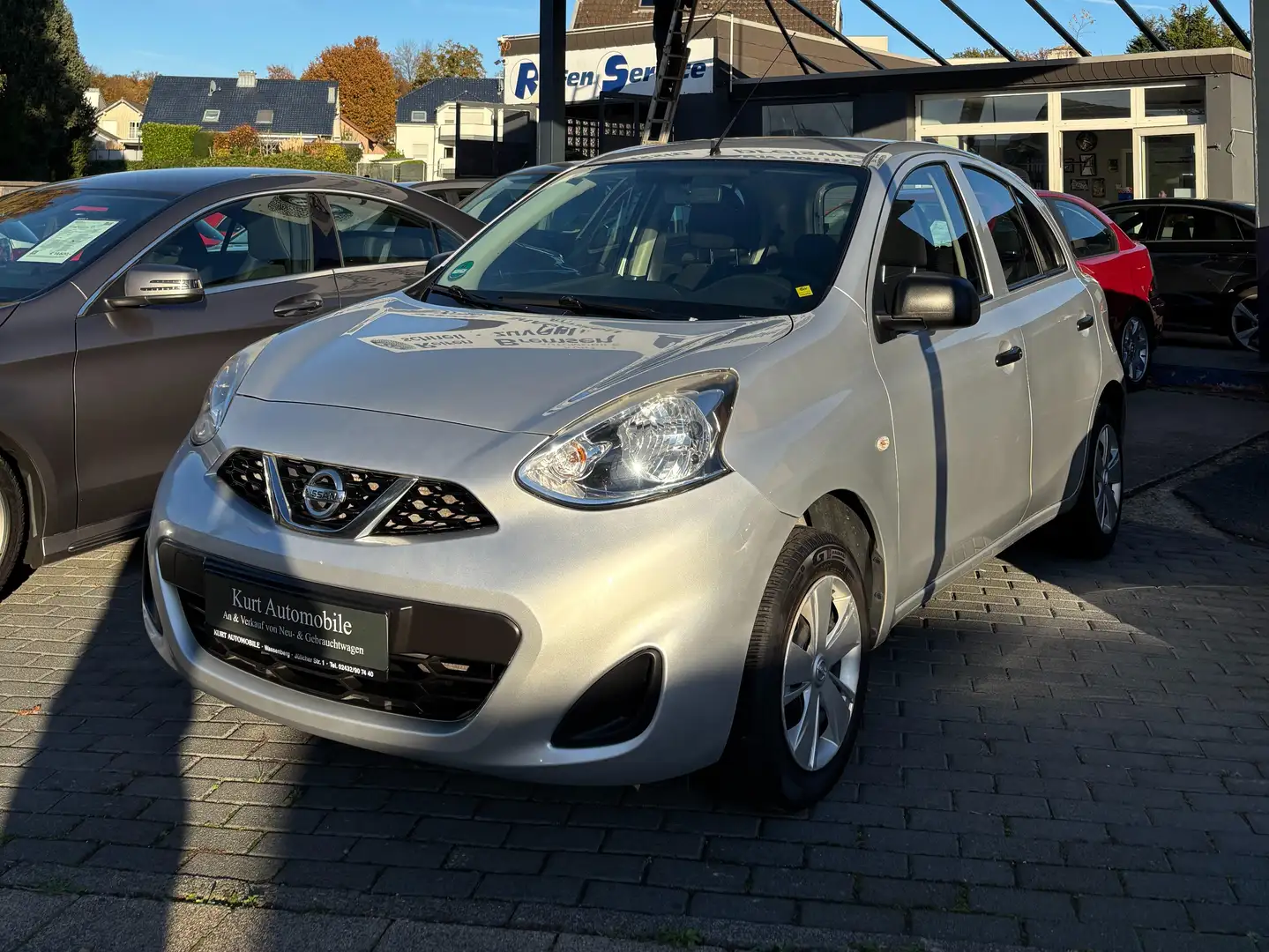 Nissan Micra Visia First Gris - 2