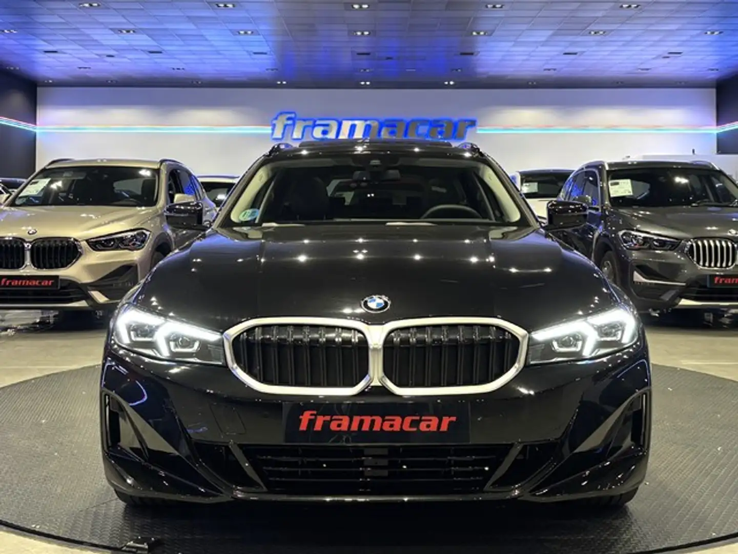 BMW 320 320dA Touring Negro - 2