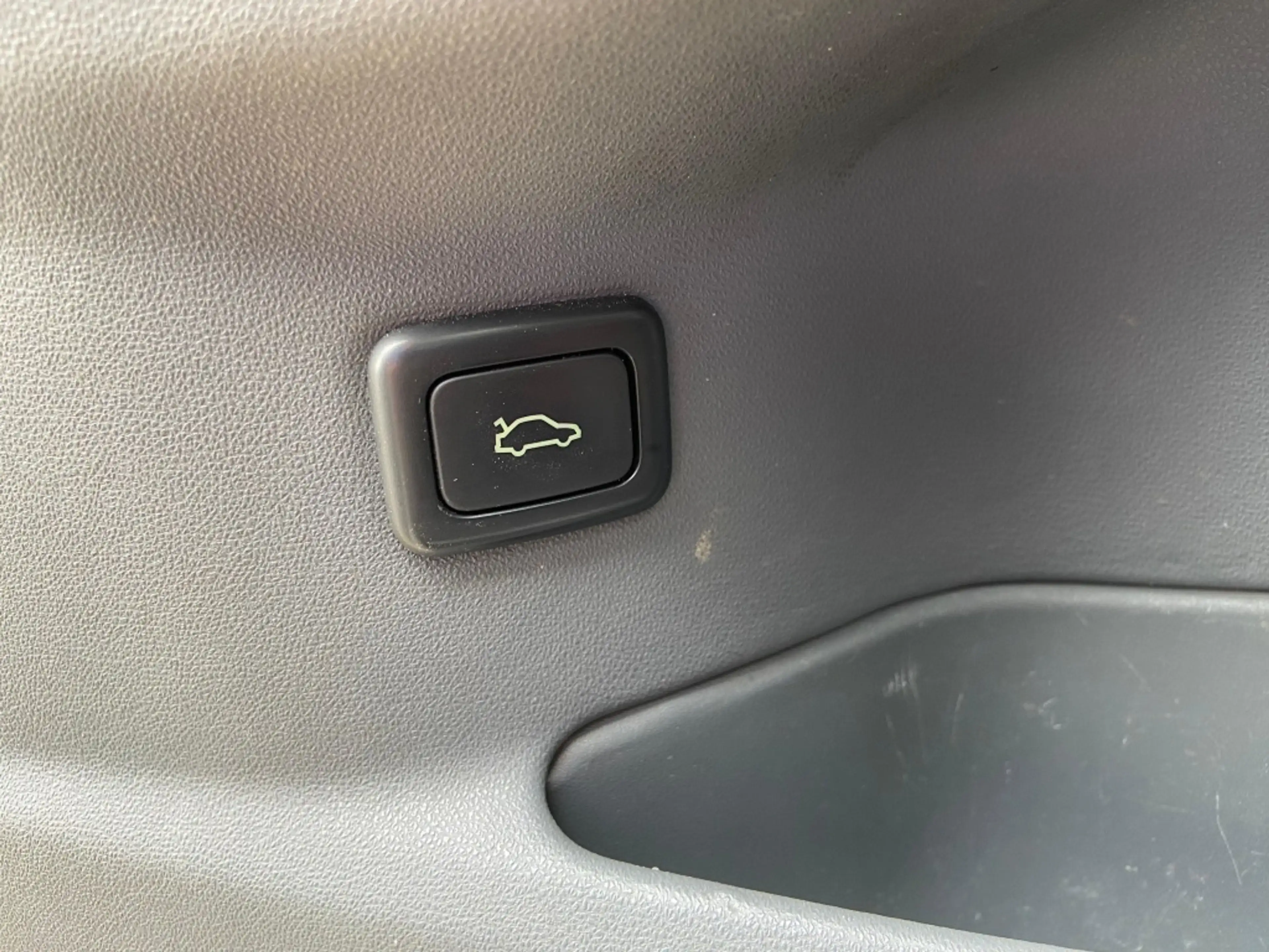 Saab 9-3 Sport Sedan 2.0t Arc — photo 17