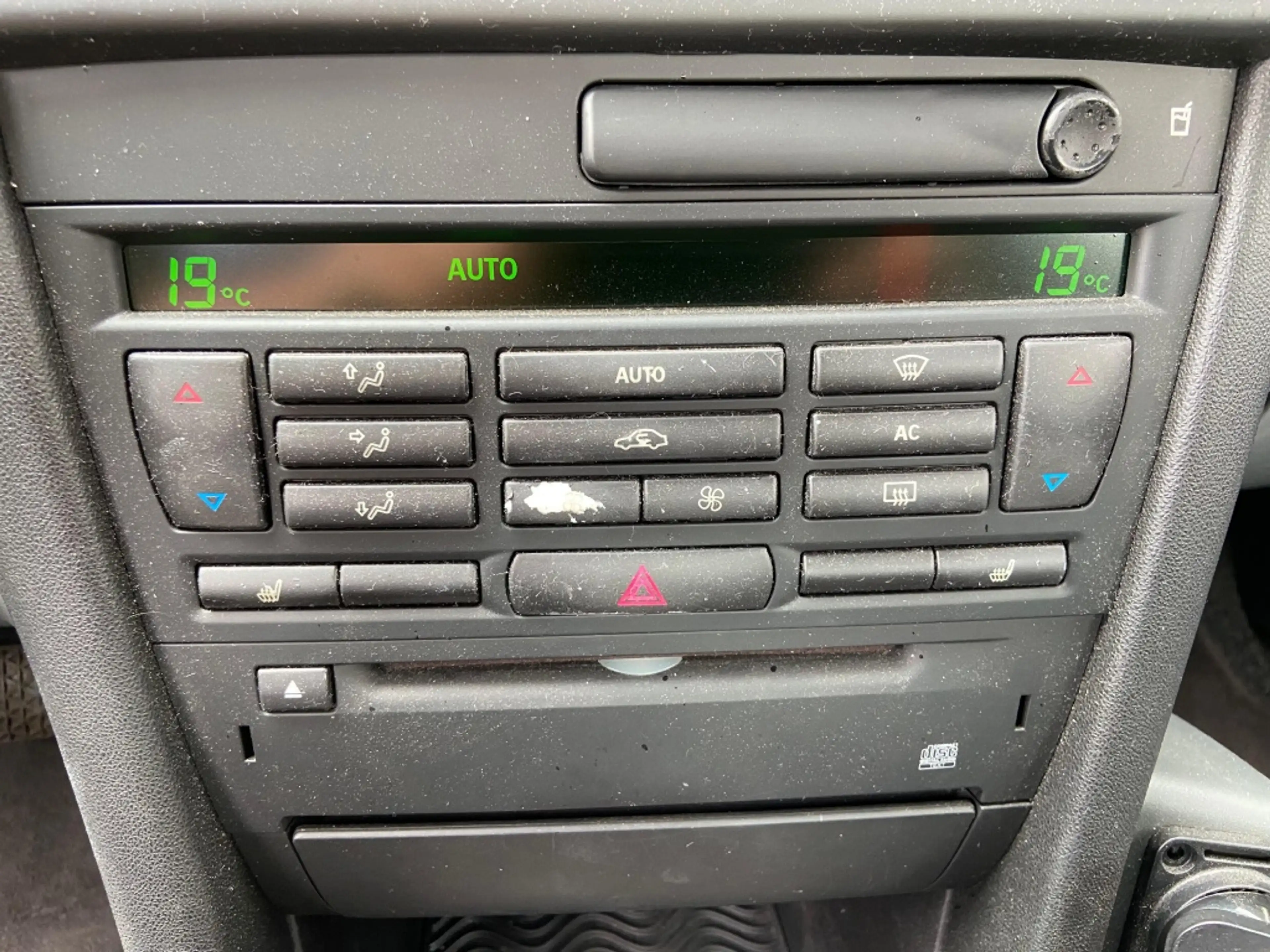 Saab 9-3 Sport Sedan 2.0t Arc — photo 8