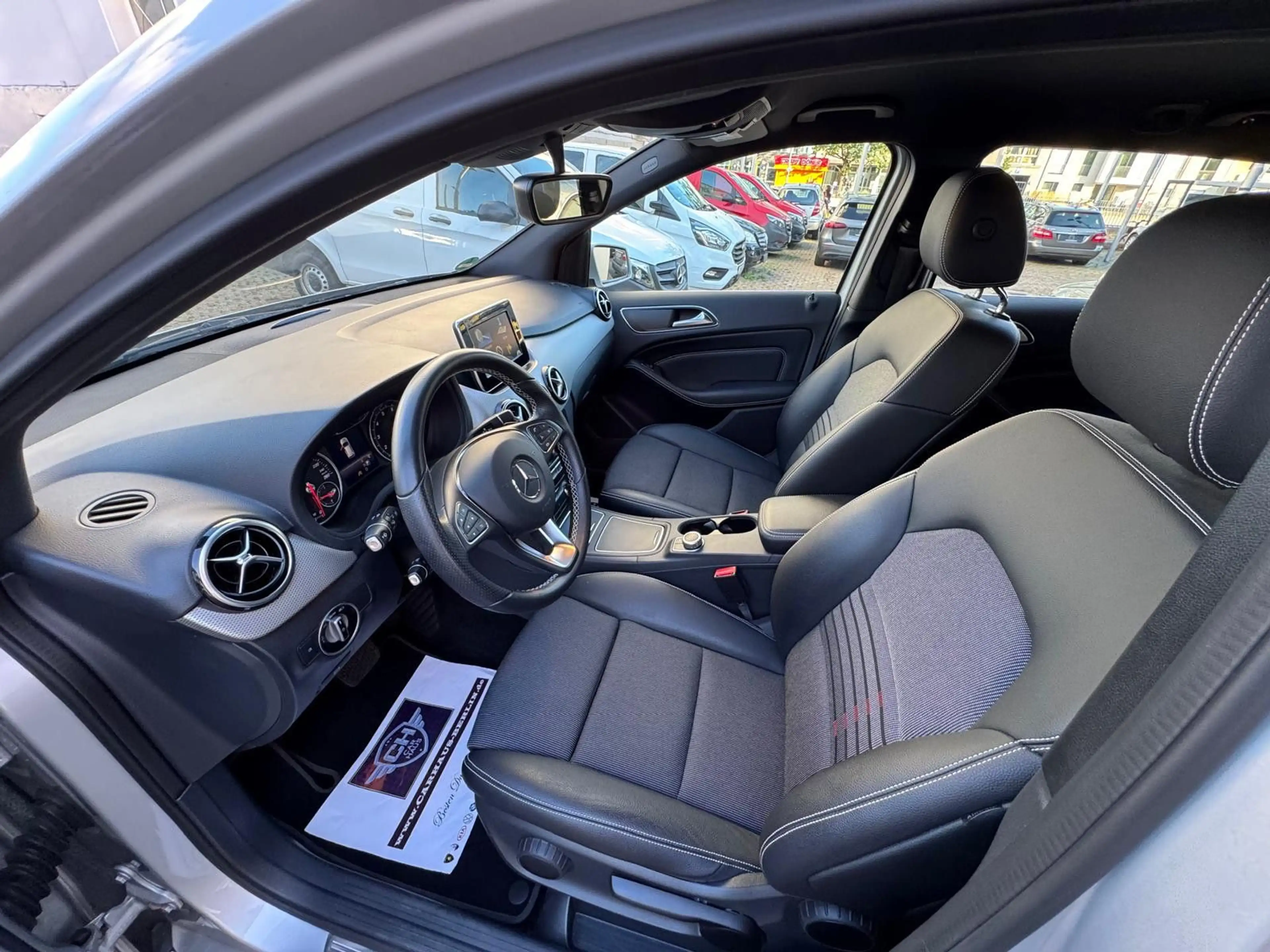 Mercedes-Benz B 200 Edition Urban Automatik * Aus 1. Hand * — photo 14