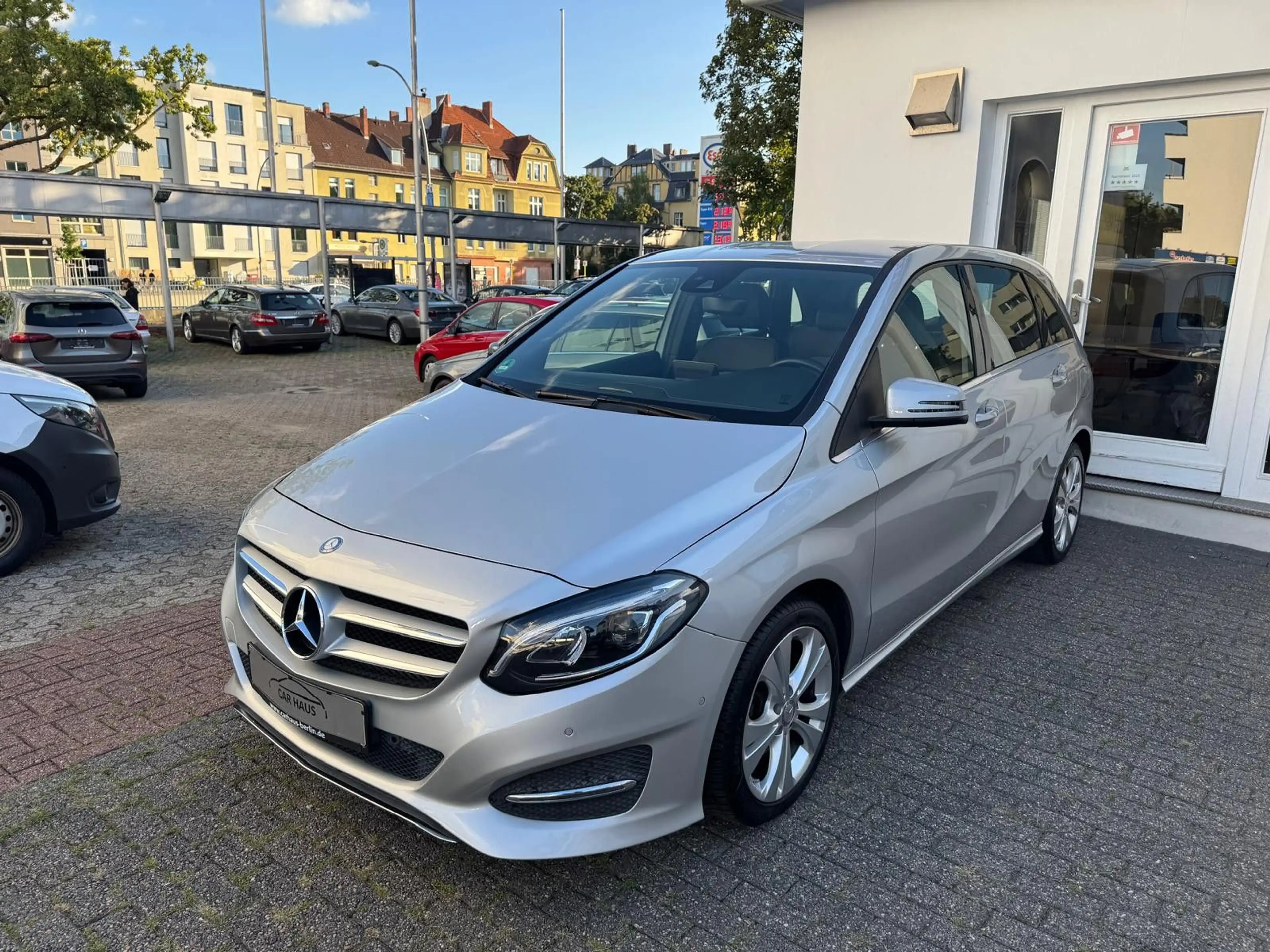 Mercedes-Benz B 200 Edition Urban Automatik * Aus 1. Hand * — photo 8