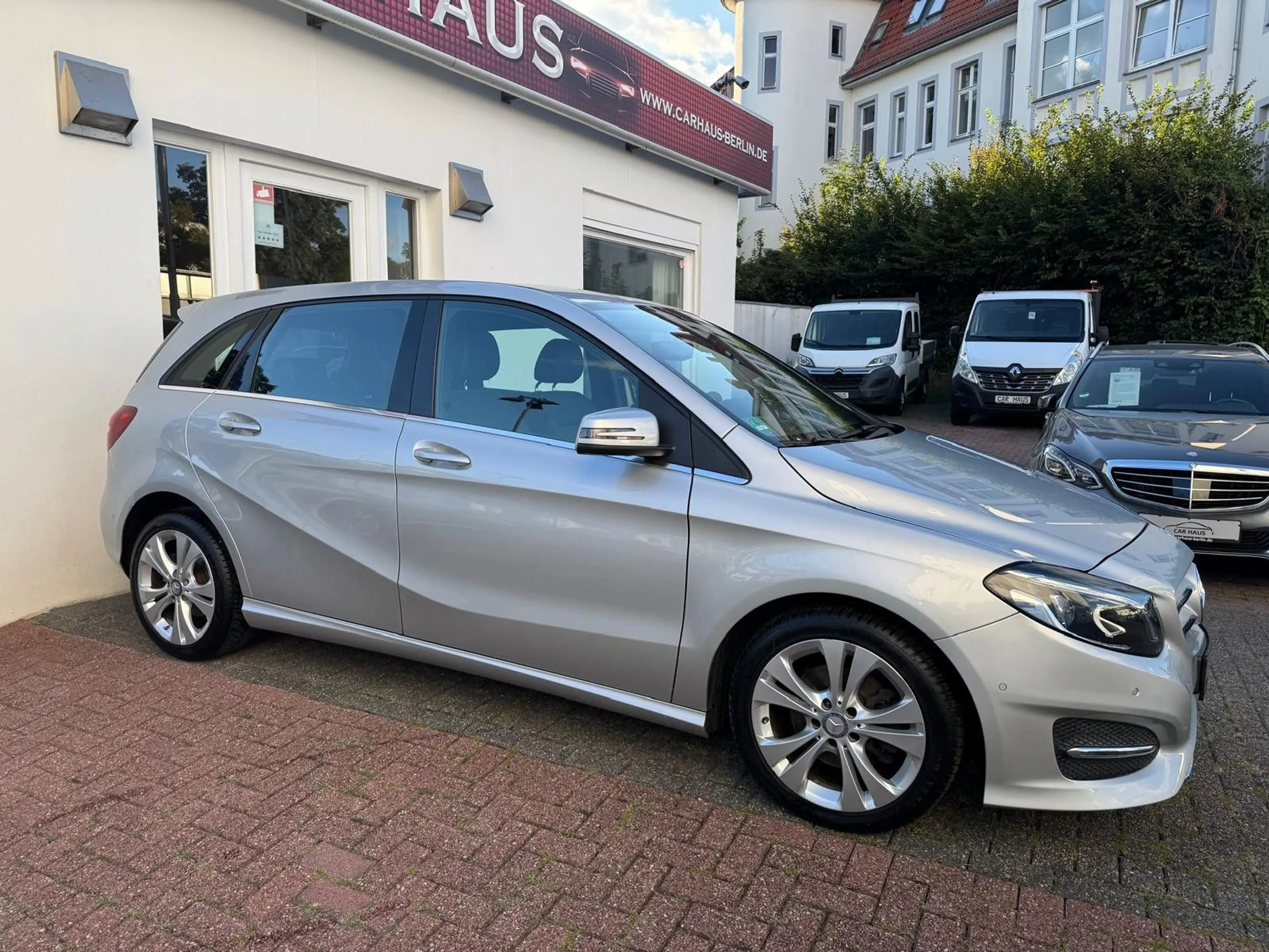 Mercedes-Benz B 200 Edition Urban Automatik * Aus 1. Hand * — photo 5