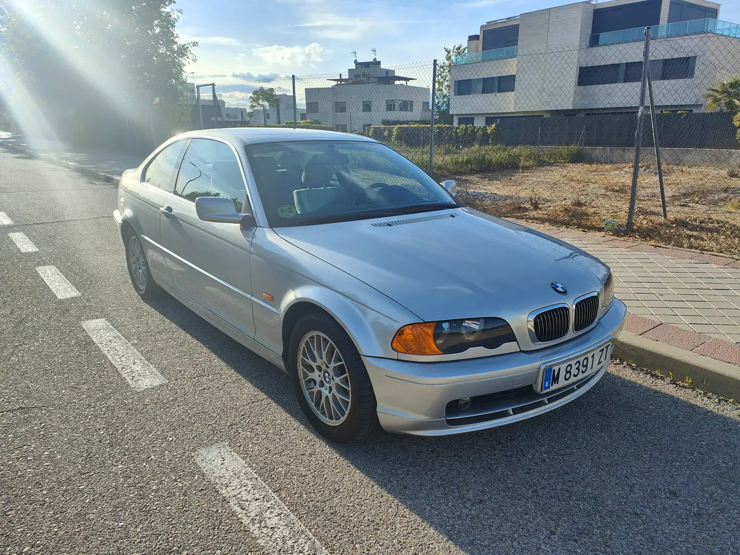 BMW 323 Ci Plateado - 1