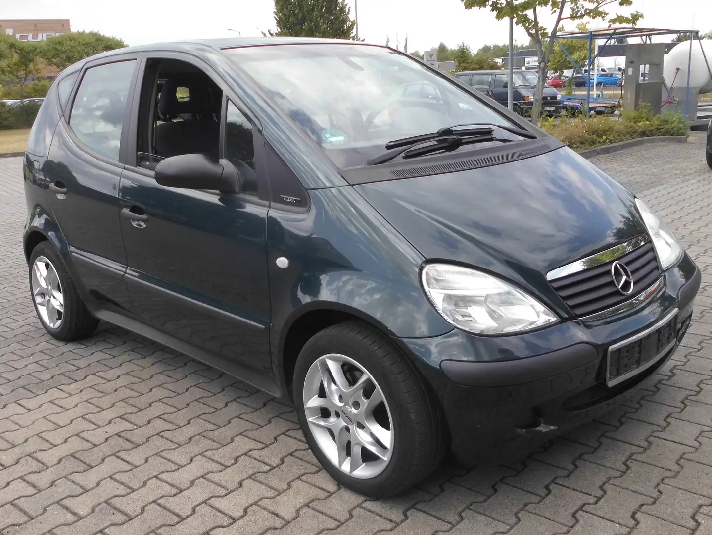 Mercedes-Benz A 160 Classic Piccadilly,AUTOMATIK,KLIMA, ALU,TÜV NEU Grün - 1