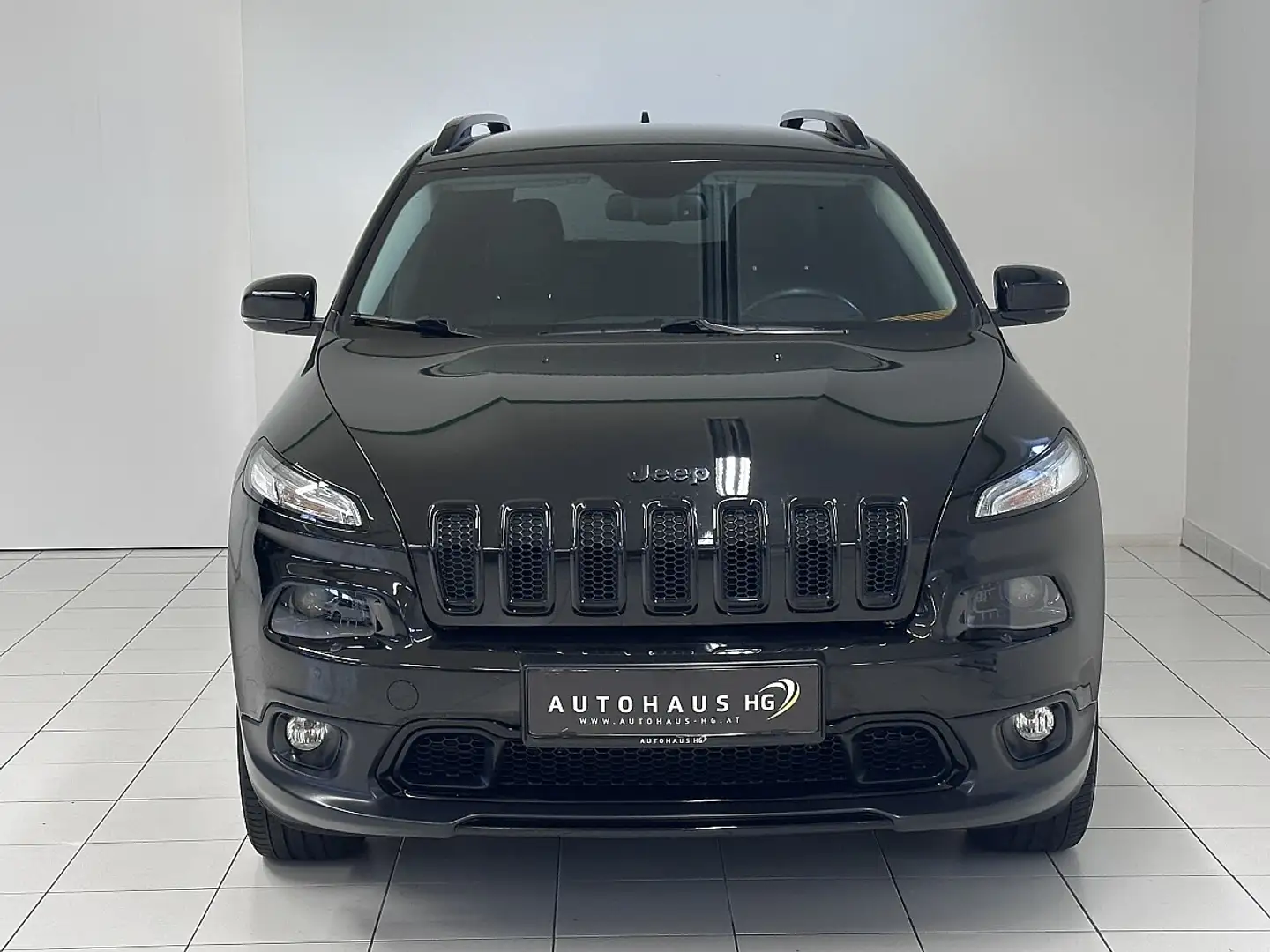 Jeep Cherokee 2,2 MultiJet II AWD Night Eagle Aut. Schwarz - 2
