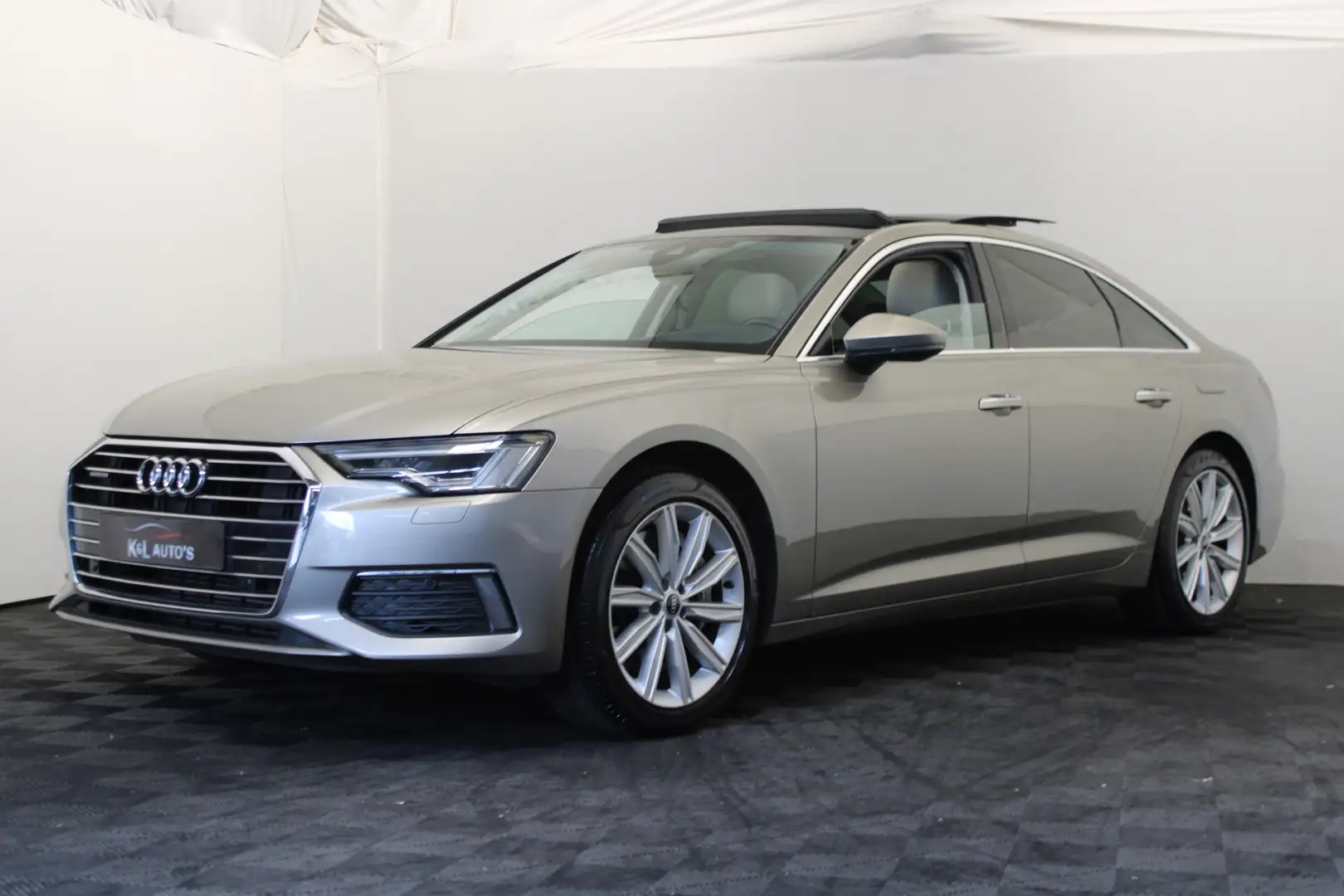 Audi A6 Limousine 50 TFSI e quattro Business edition |Pano Beige - 1