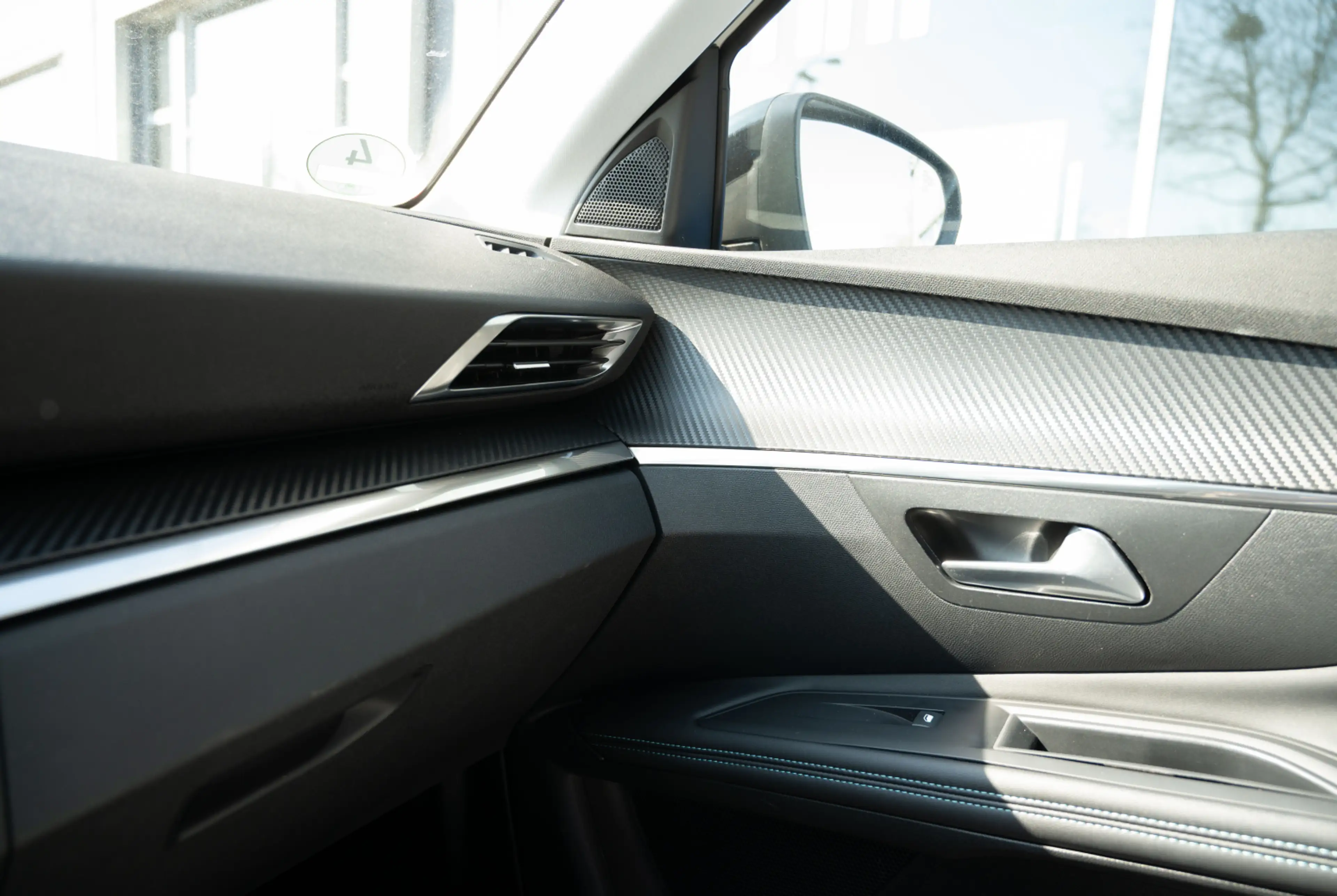 Peugeot 3008 Allure Plug-In-Hybrid 225 *NAVI*KEYLESS*PDC* *INVENTUR-SALE* — photo 11