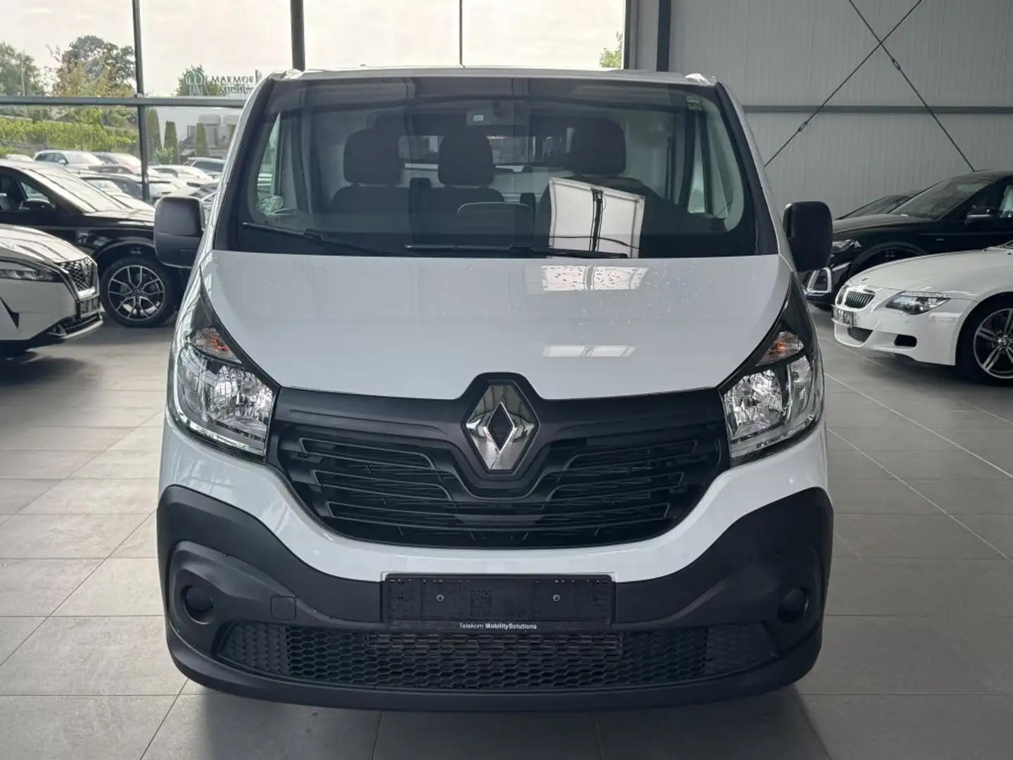 Renault Trafic dCi 120 L2H1 Wenig KM Standheizung Regalsystem - 2