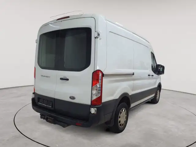 Ford Transit view 4