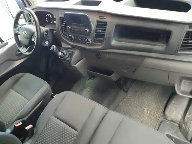 Ford Transit view 9