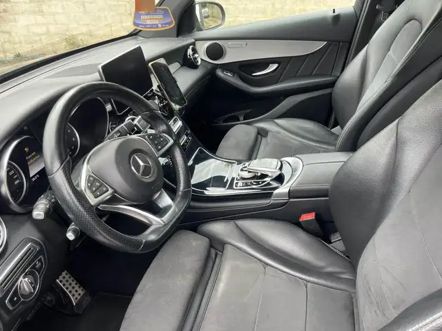 Mercedes-Benz GLC view 2