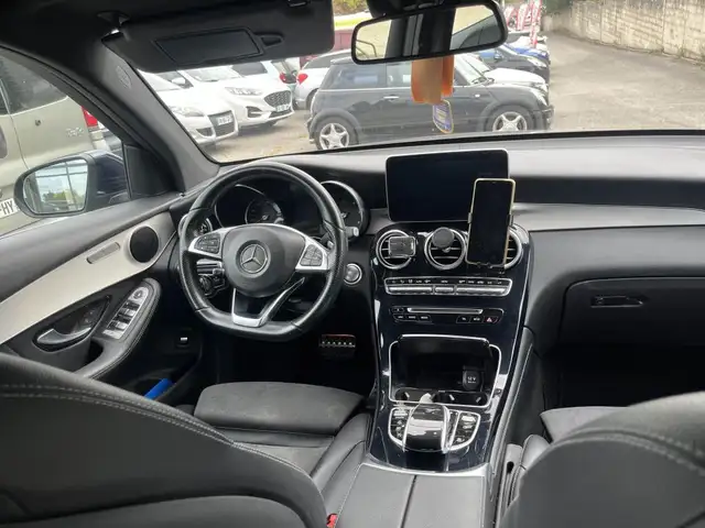 Mercedes-Benz GLC view 15
