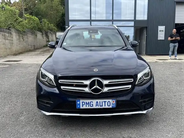 Mercedes-Benz GLC view 13