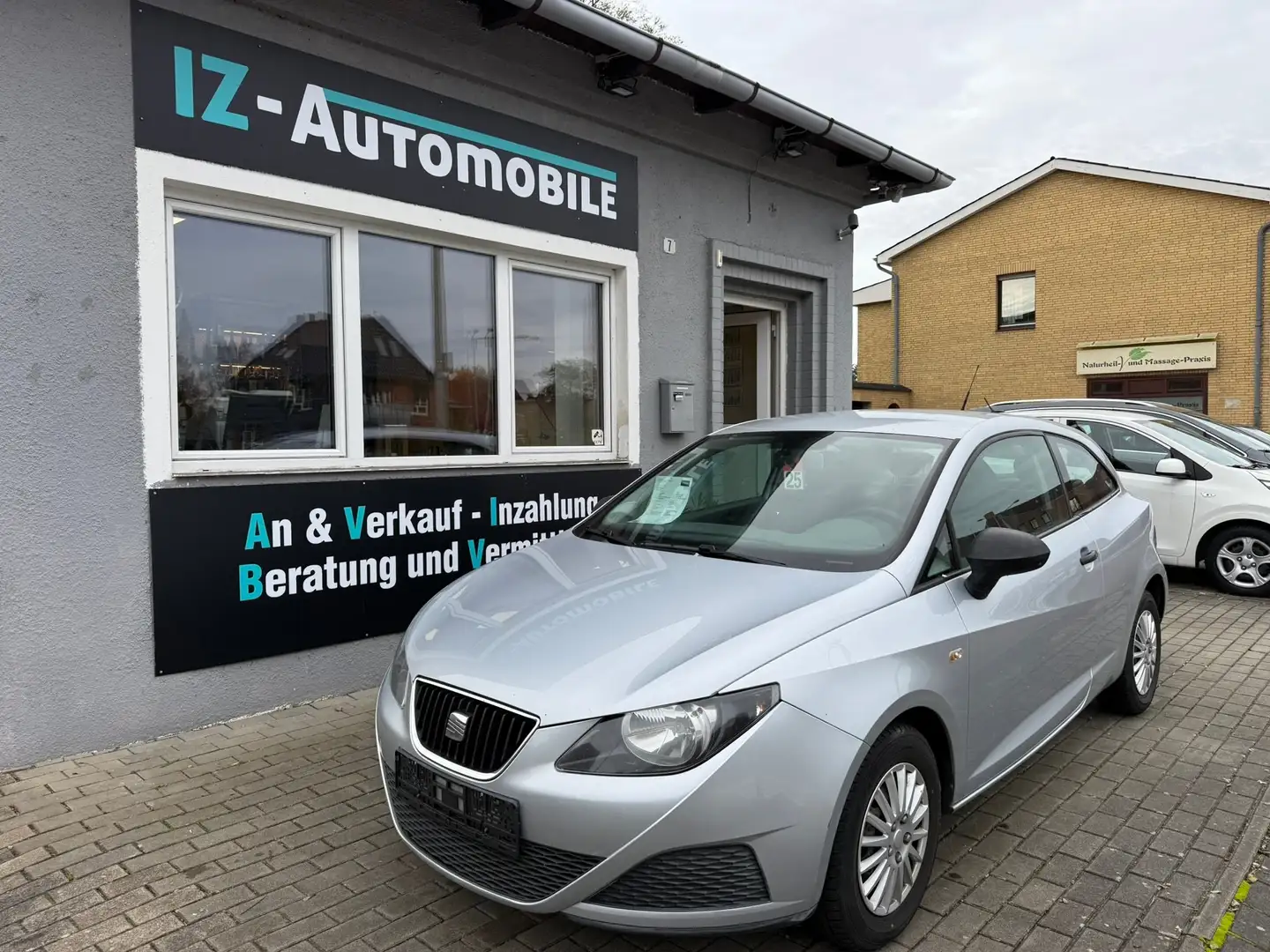 SEAT Ibiza TÜV 03/2027 Grau - 1