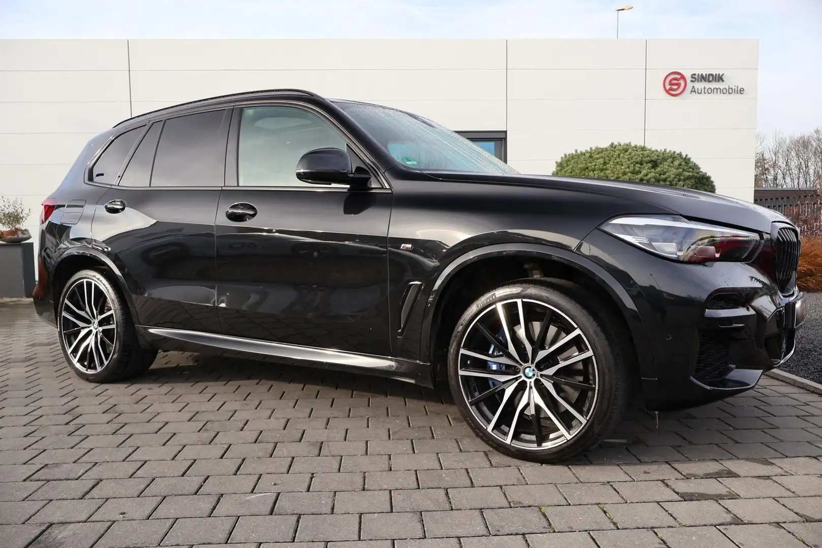 BMW X5 M i V8Panorama-Soundsyszem-Kamera-LED Schwarz - 2