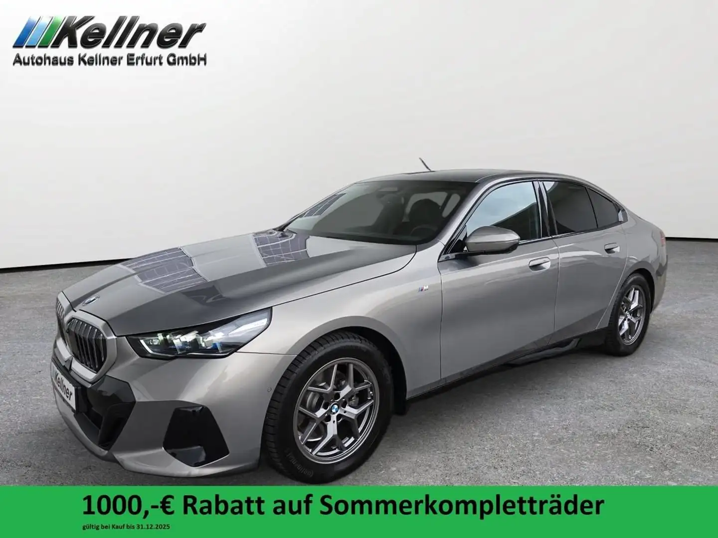 BMW 520 d xDr. M-Sport+Standhzg.+Head-Up+Sitzbelüft Grau - 1