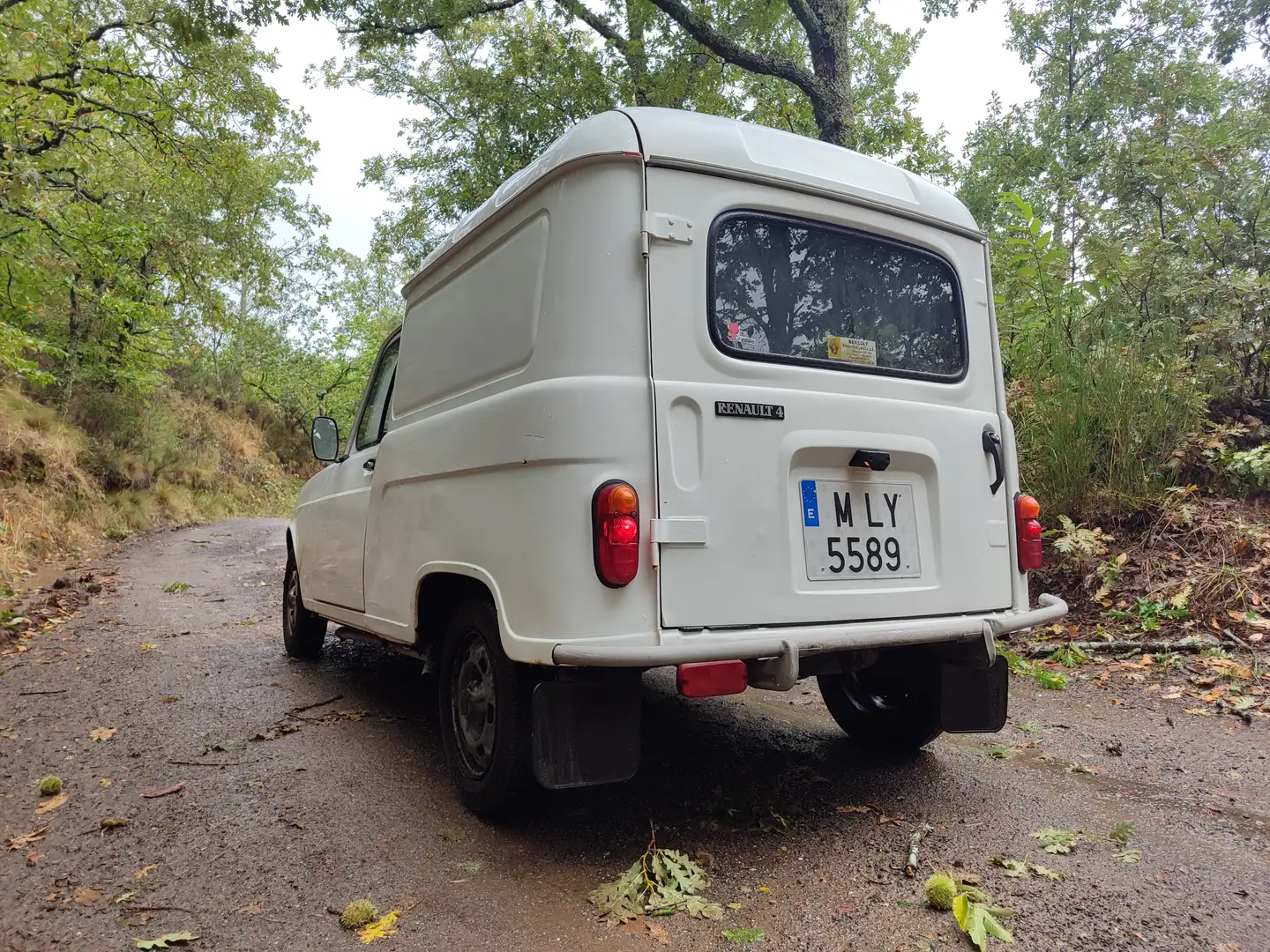 Renault R 4 4 TOLE F4 Blanco - 2