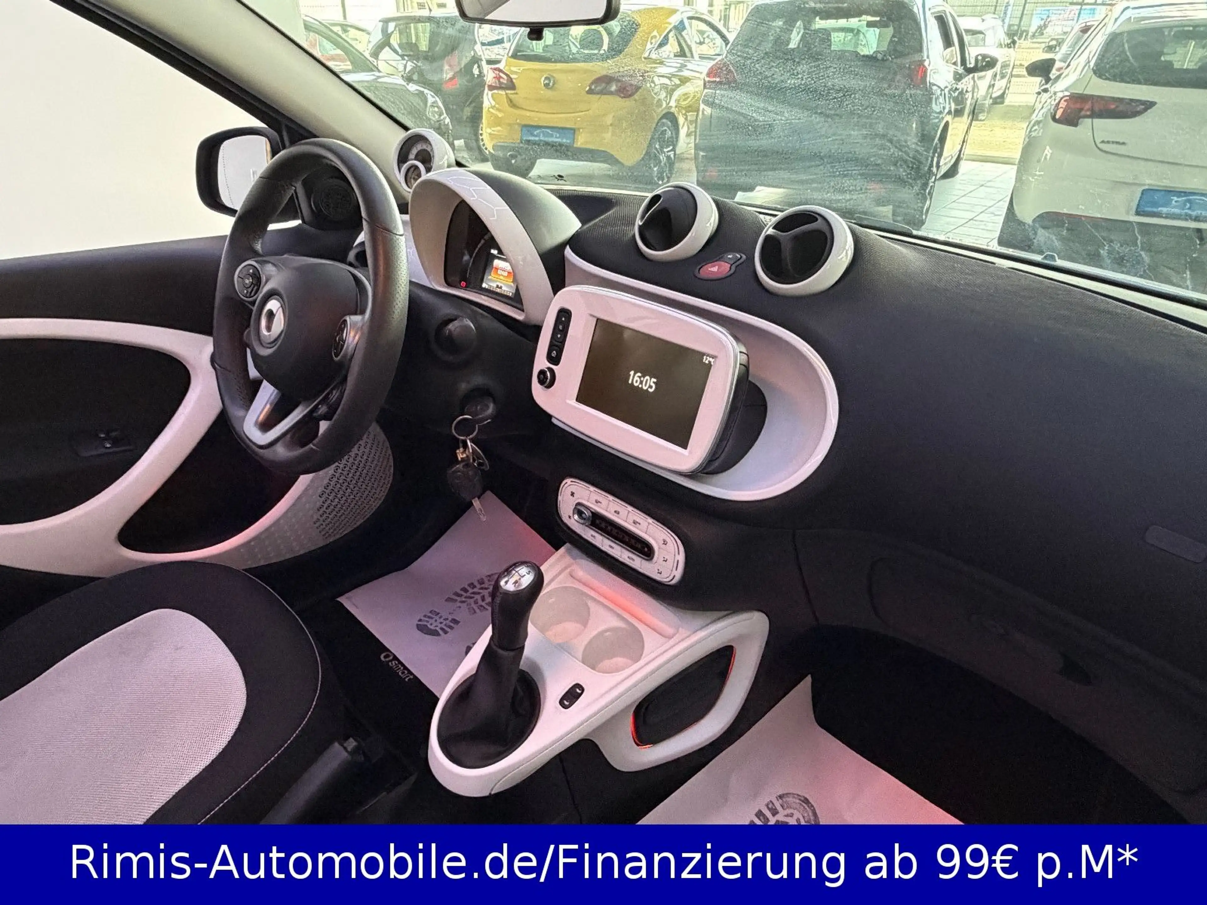 smart forFour Passion Navi Faltdach Sitzheizung PDC — photo 11