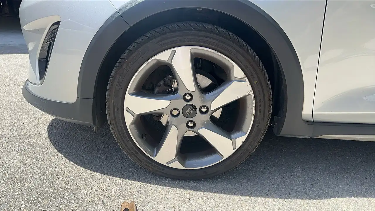Ford Fiesta Active — photo 18