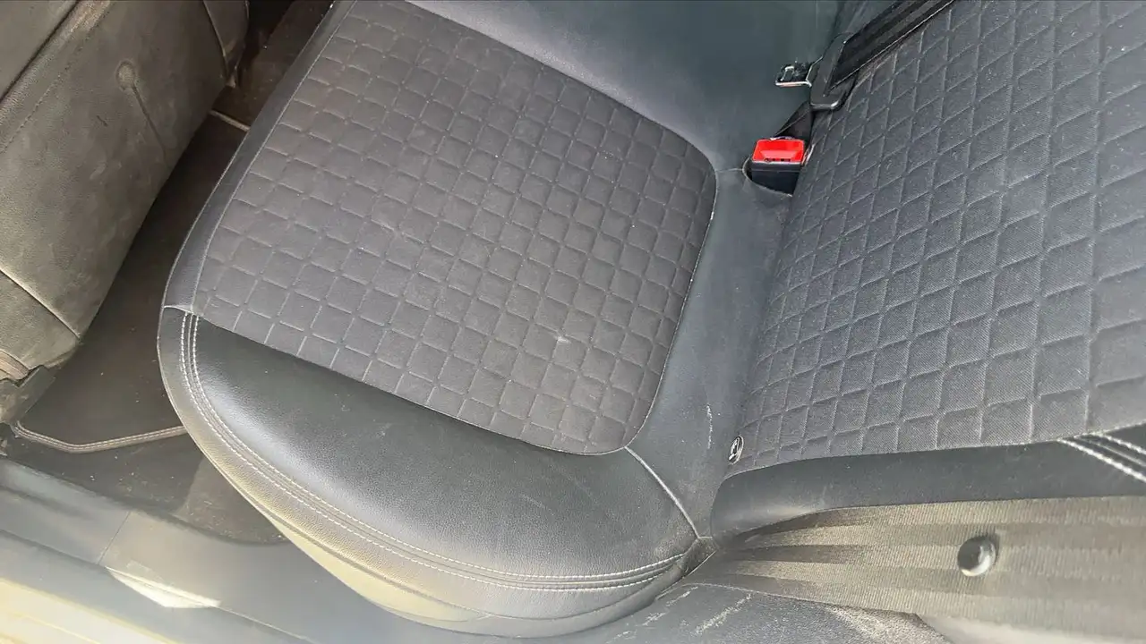 Ford Fiesta Active — photo 28